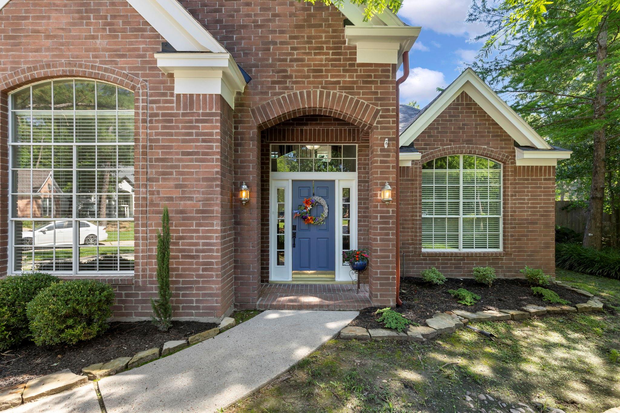 98 W Night Heron Pl, The Woodlands, TX 77382 photo