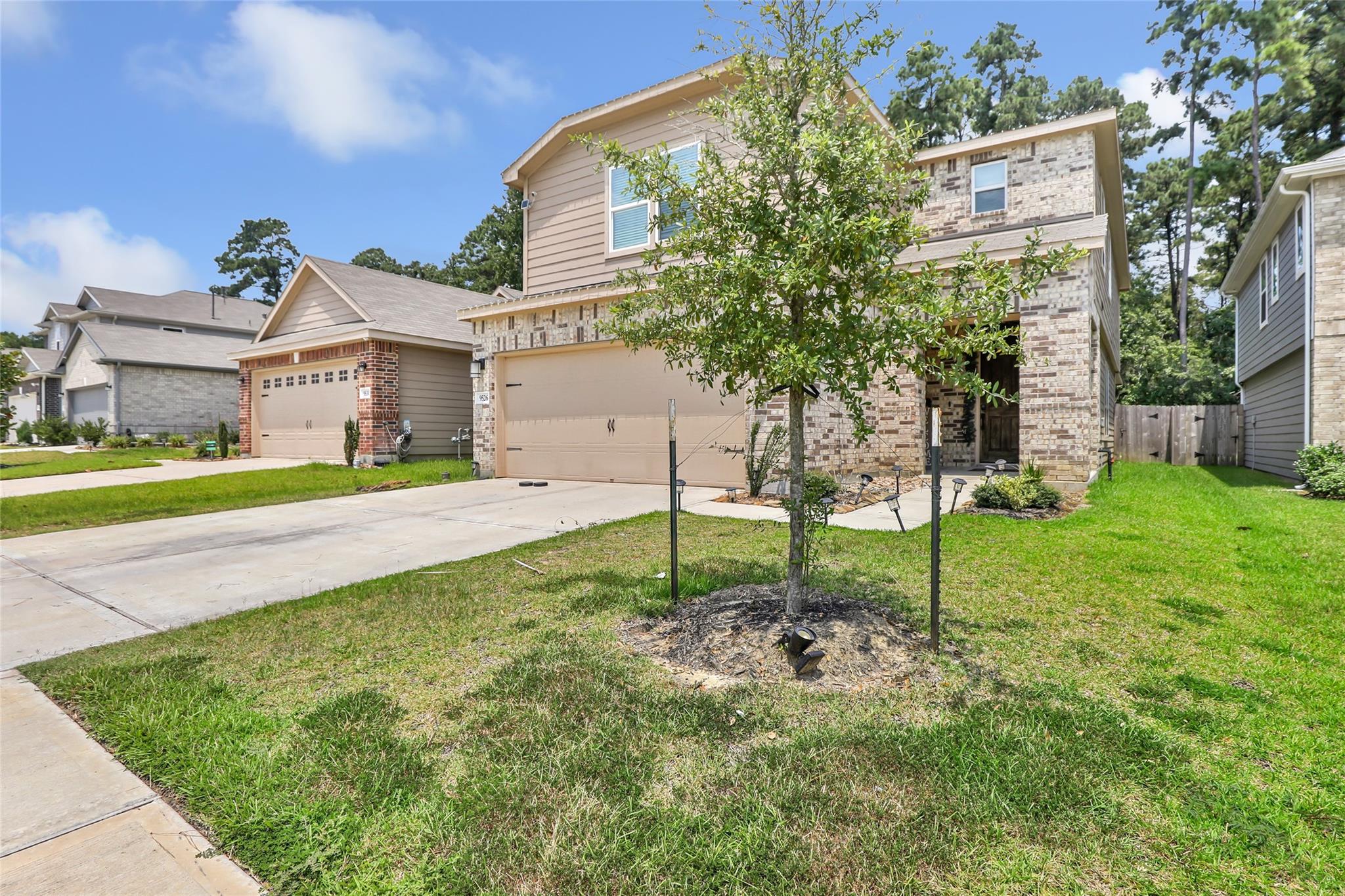 9526 Louis Phillip St, Magnolia, TX 77354 photo