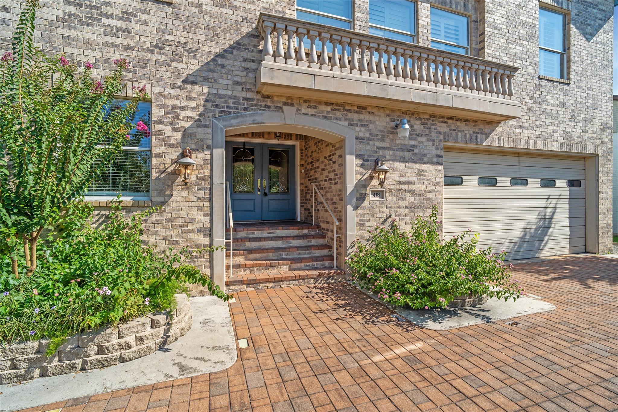 418 Bay Colony Dr, La Porte, TX 77571 photo
