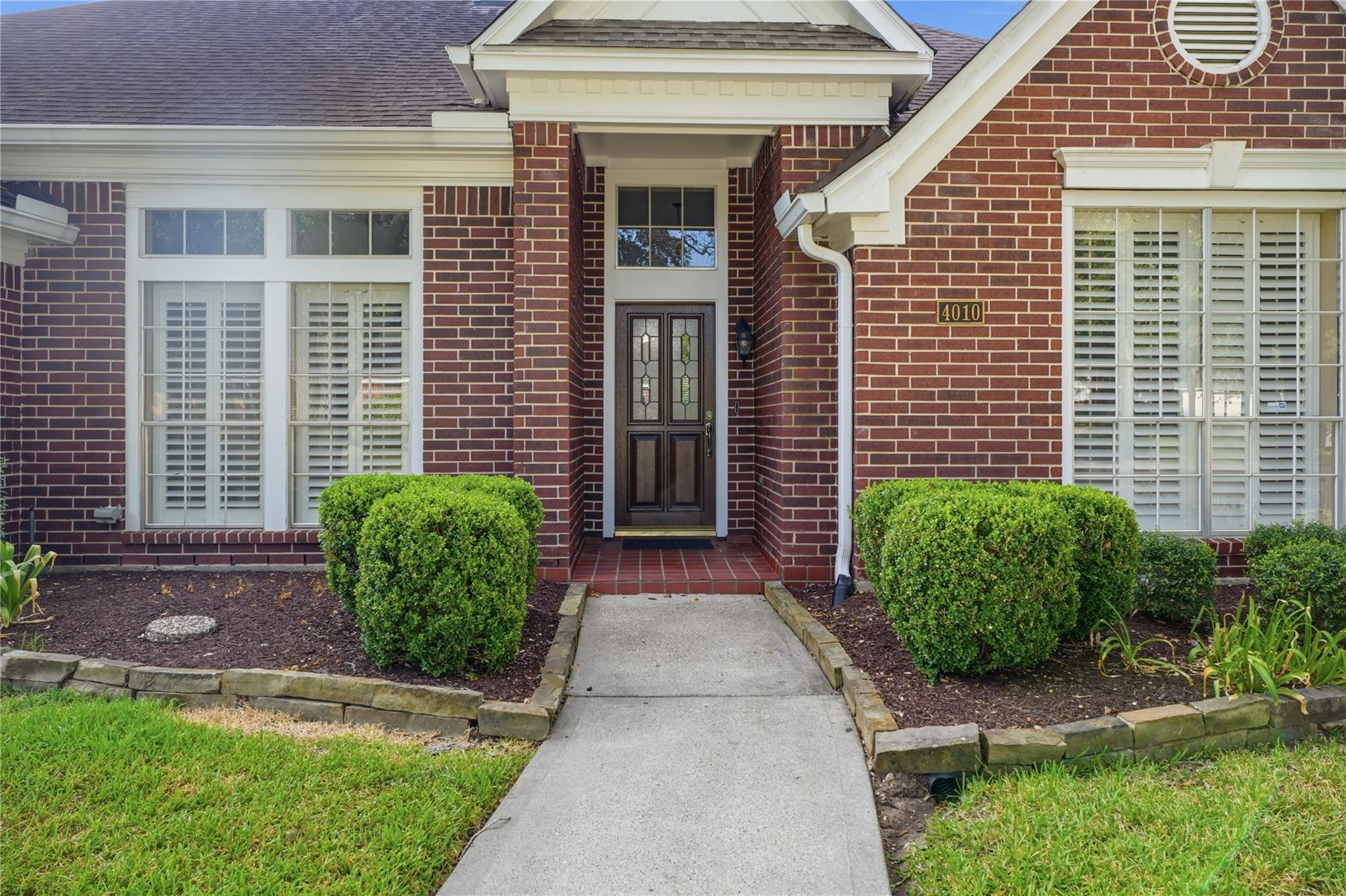 4010 Raven River Dr, Pasadena, TX 77059 photo