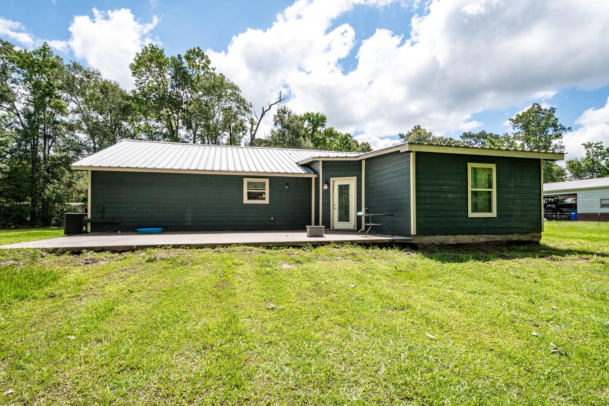 55 County Road 2287, Cleveland, TX 77327 photo