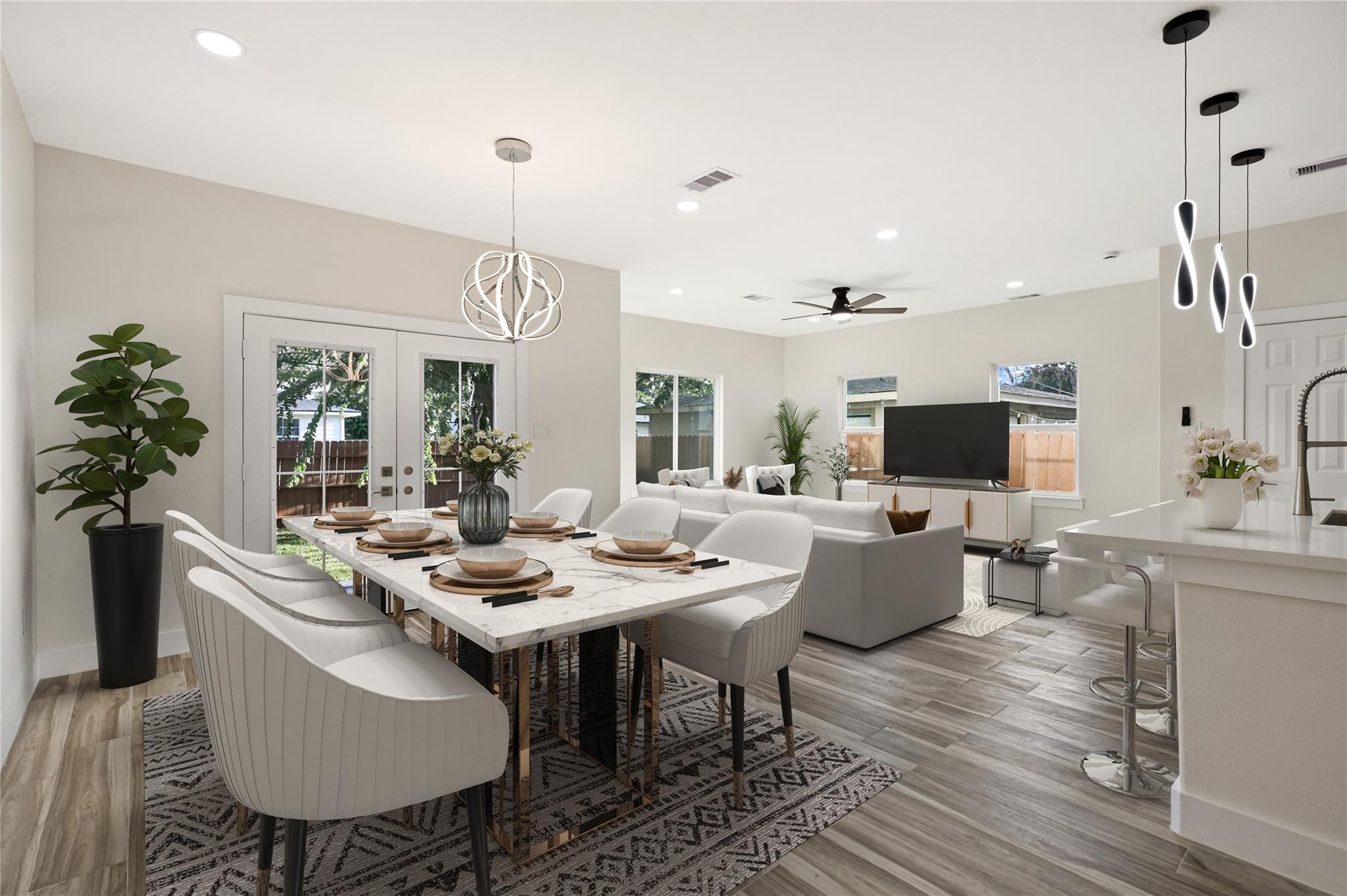 9807 Bamboo Rd, Houston, TX 77041