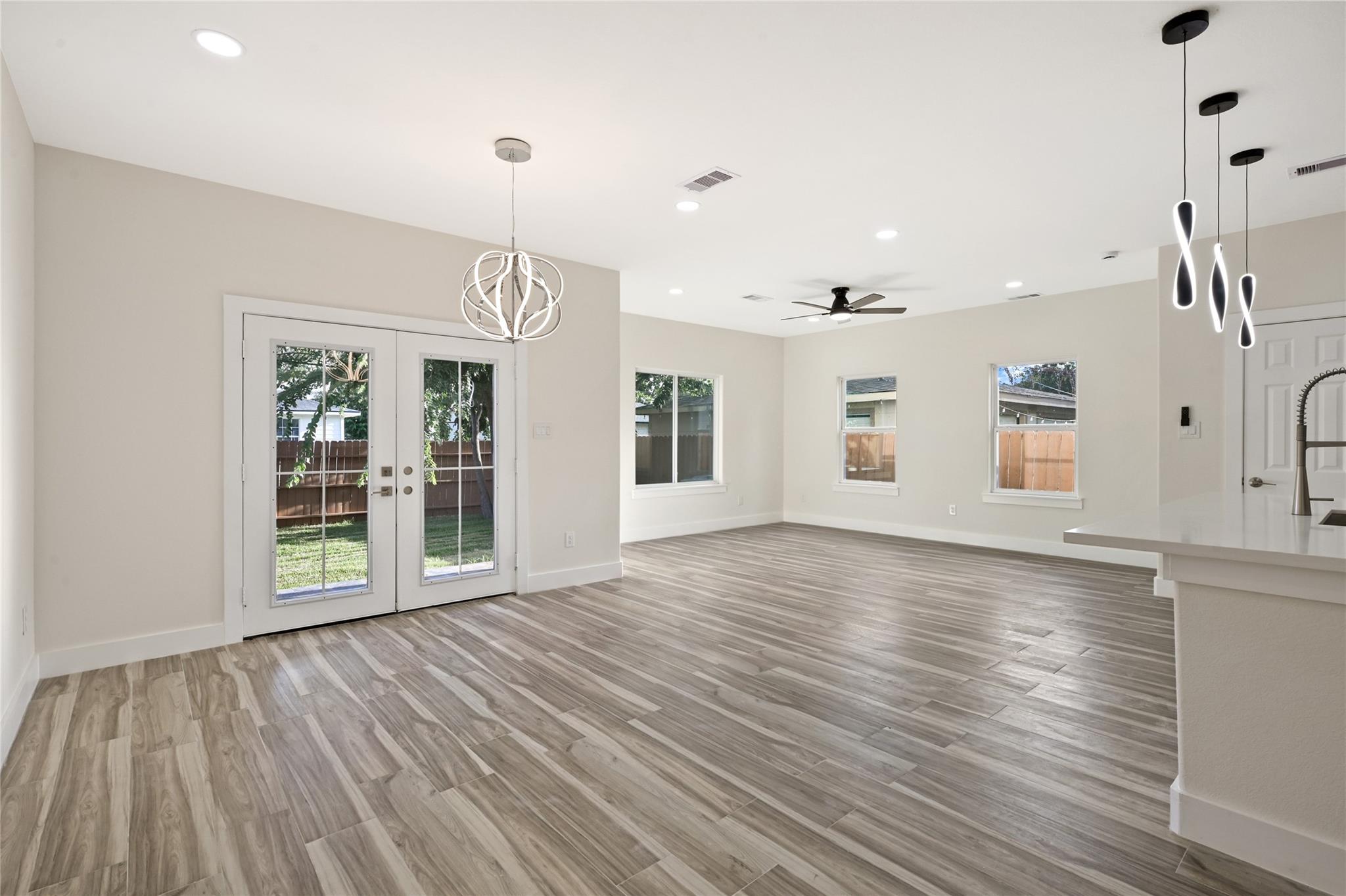 9807 Bamboo Rd #B, Houston, TX 77041 photo
