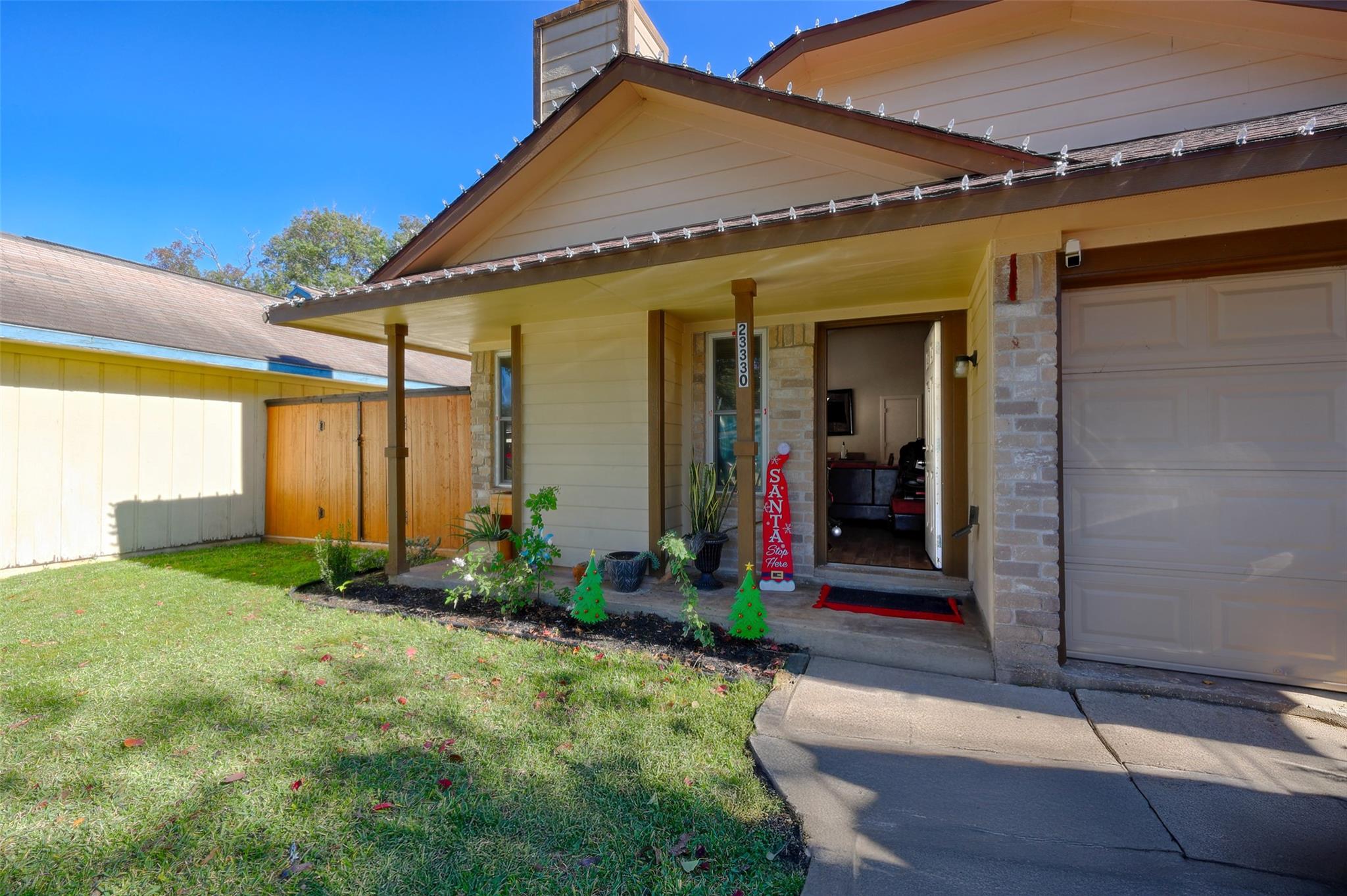23330 Prairie Bird Dr, Spring, TX 77373 photo