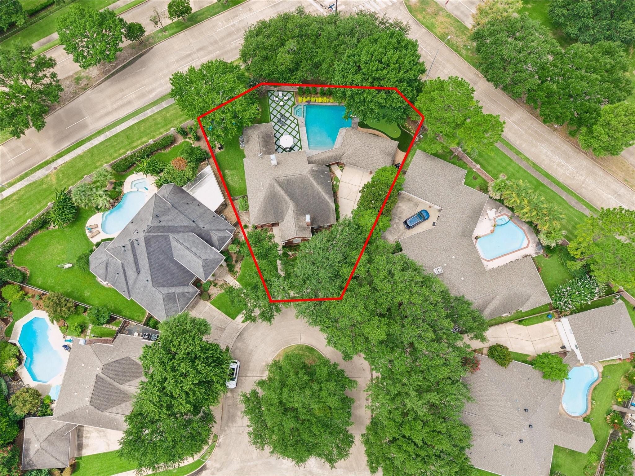 1310 Tracewood Cv, Houston, TX 77077 photo