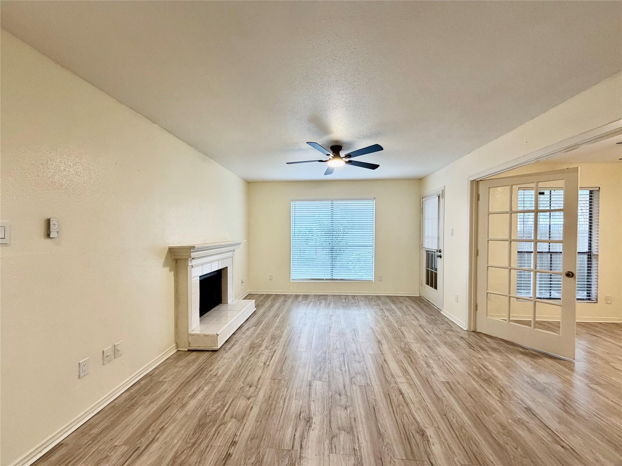 2120 Wilcrest Dr #121, Houston, TX 77042 photo