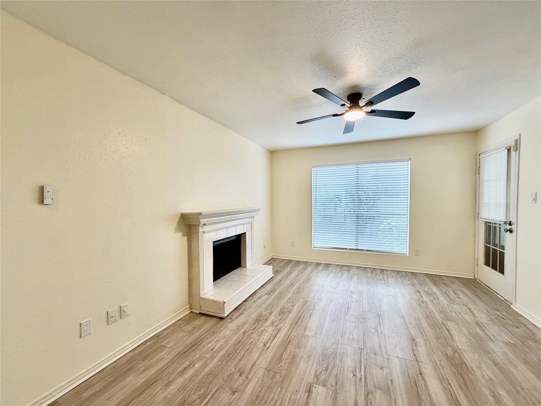 2120 Wilcrest Dr #121, Houston, TX 77042 photo