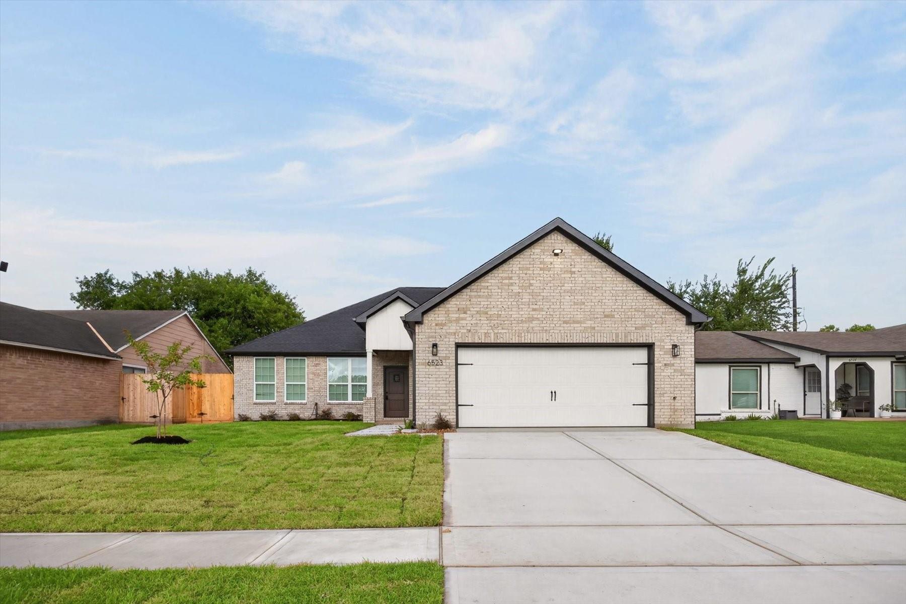 6523 Vanlynn Ln, Houston, TX 77084