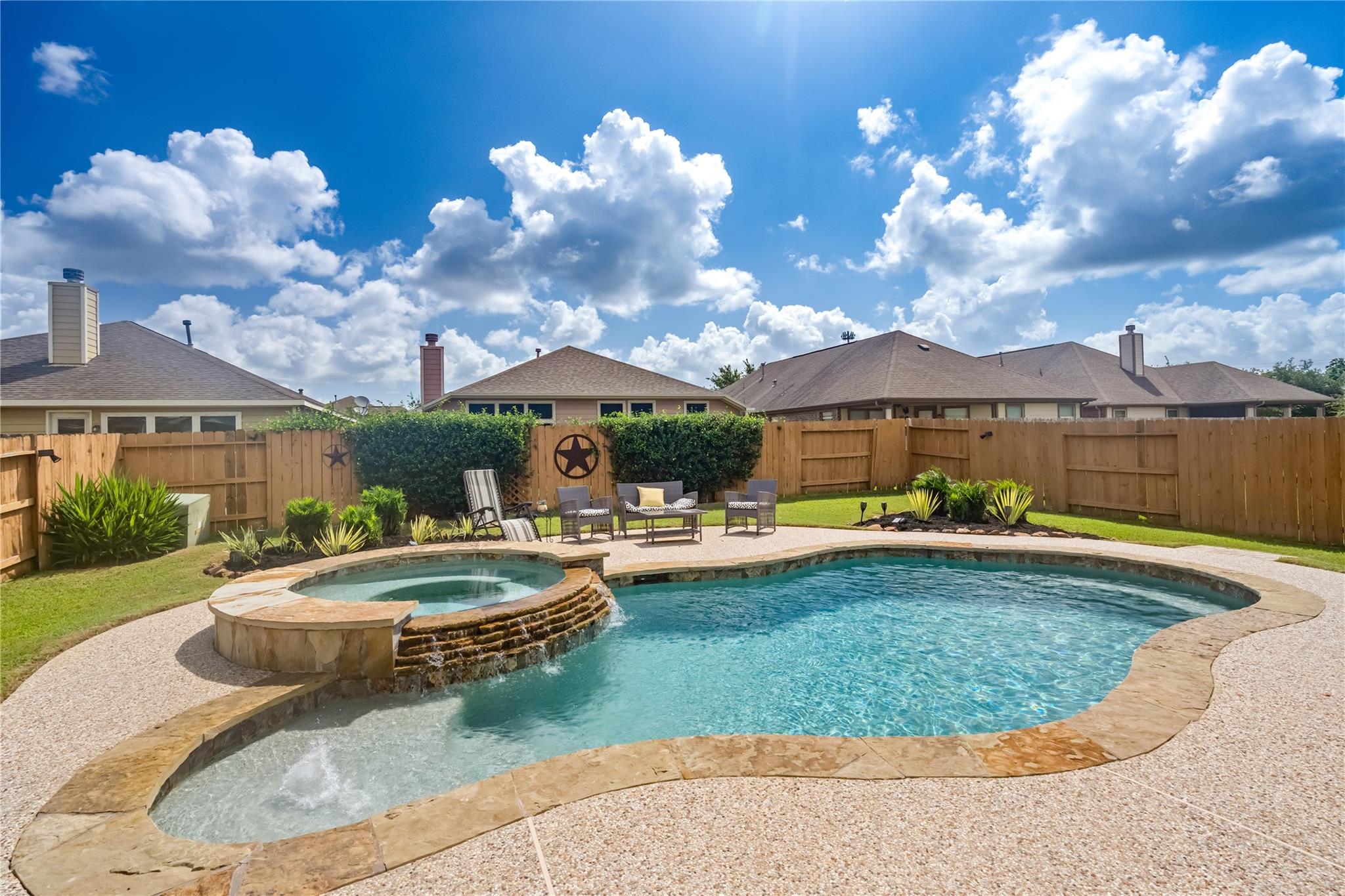 1616 Bel Riposo Ln, League City, TX 77573