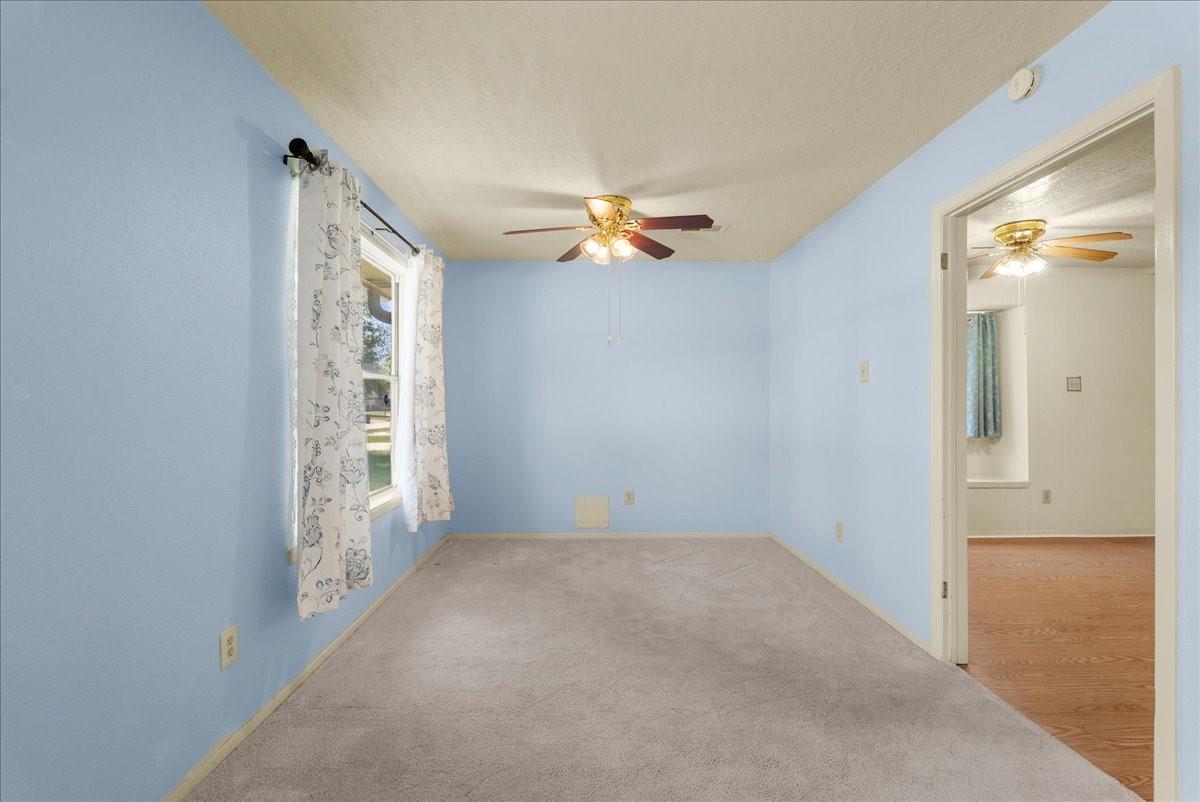 2790 Pinewood Dr, League City, TX 77573 photo