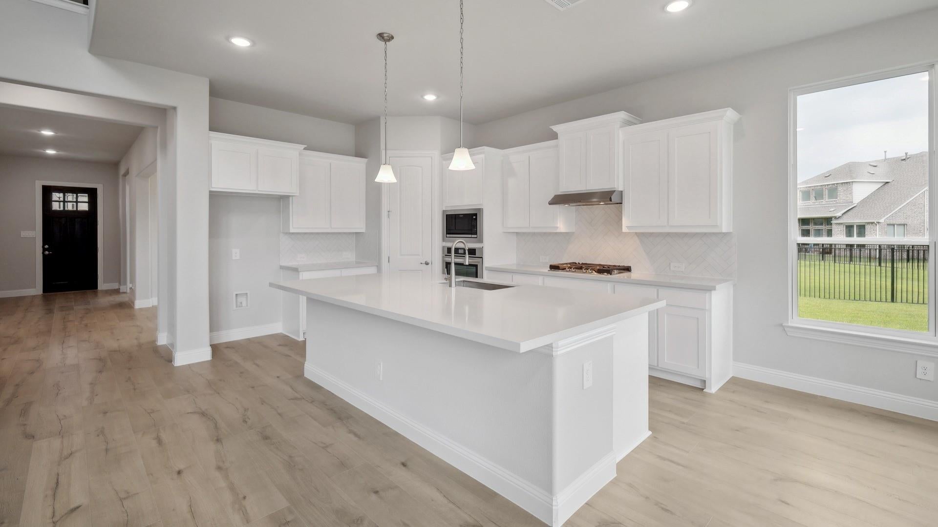 41261 Peacemaker Ln, Magnolia, TX 77354 photo
