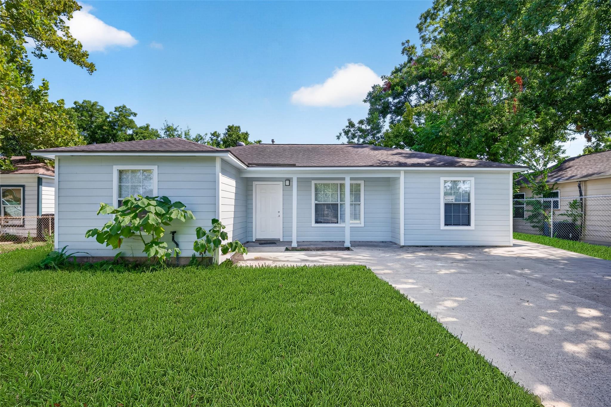 7542 Bywood St, Houston, TX 77028