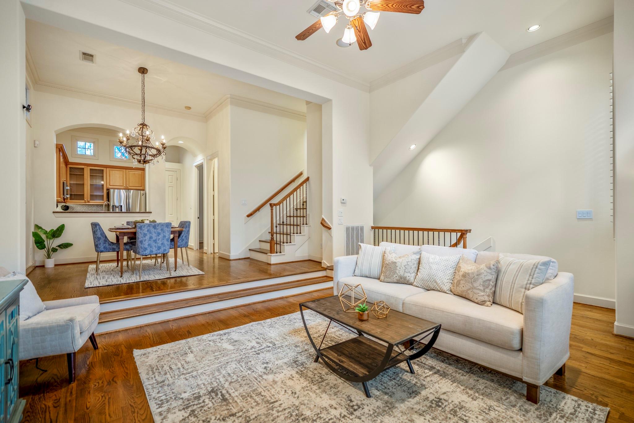 5035 La Branch St, Houston, TX 77004