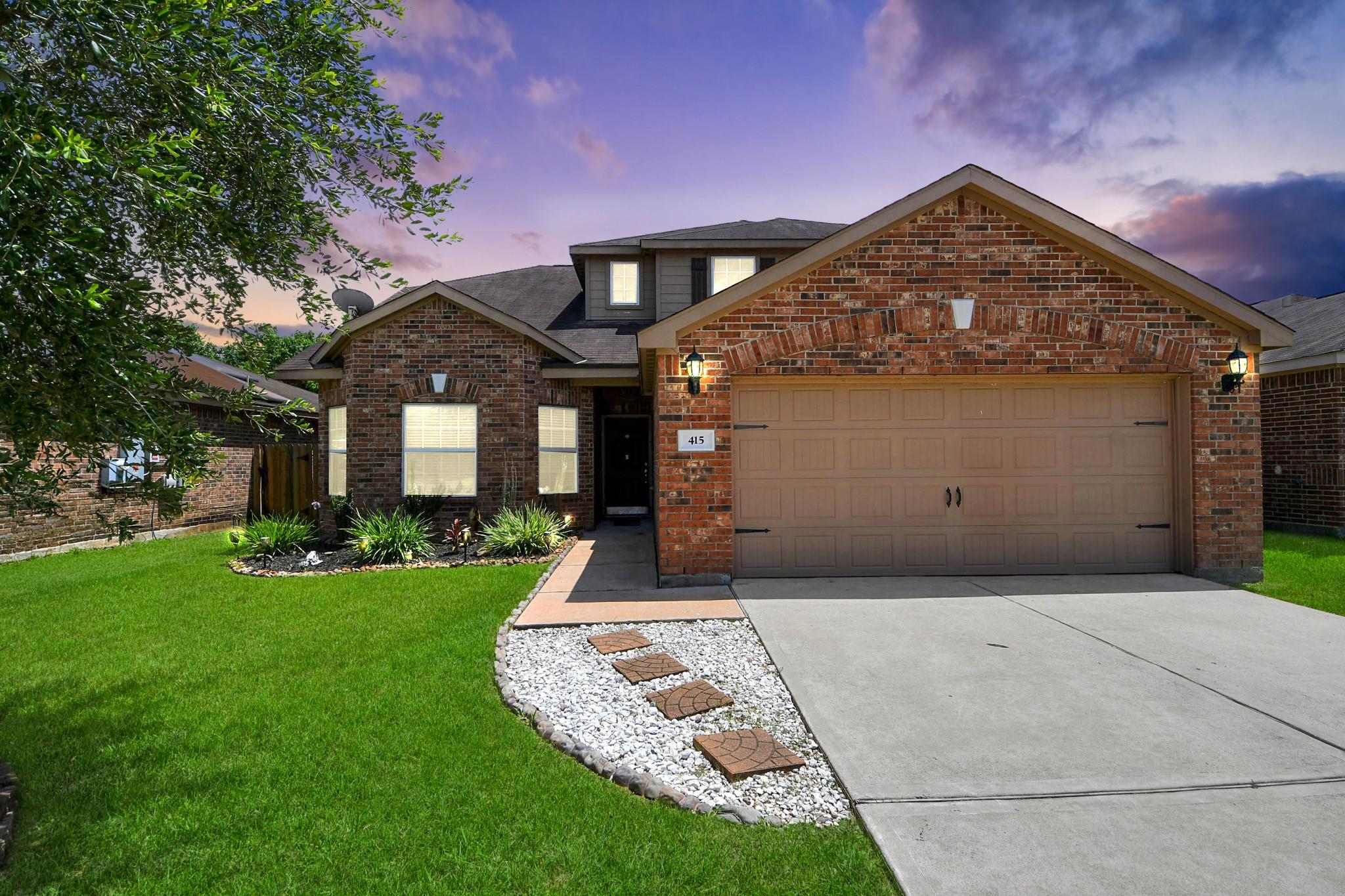 415 Hawks View Dr, La Marque, TX 77568 photo