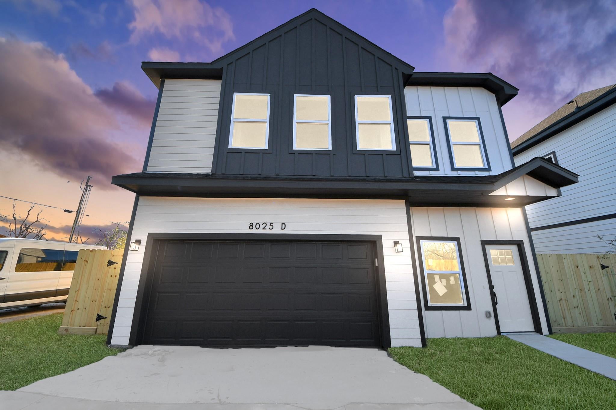 8025 Peachtree St, Houston, TX 77016