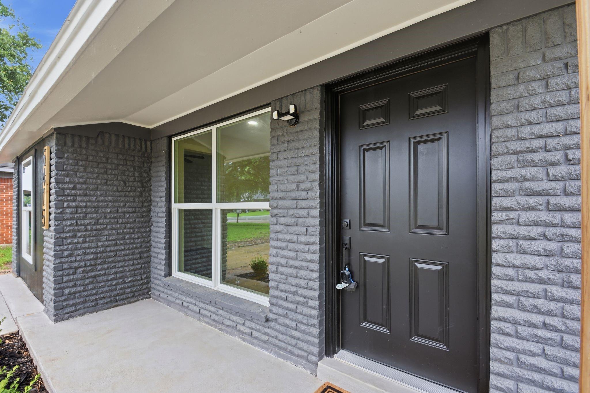 6415 Annunciation St, Houston, TX 77016 photo