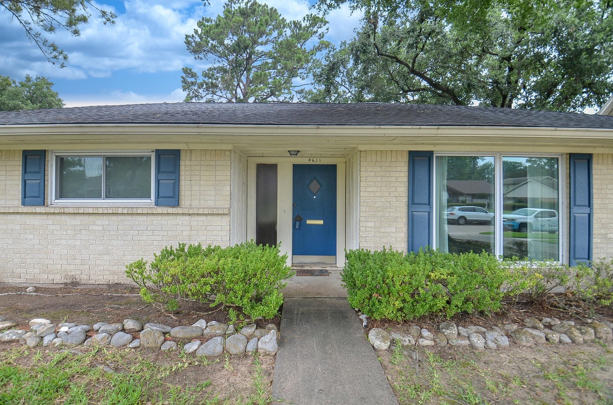 4611 Chantilly Cir, Houston, TX 77018 photo