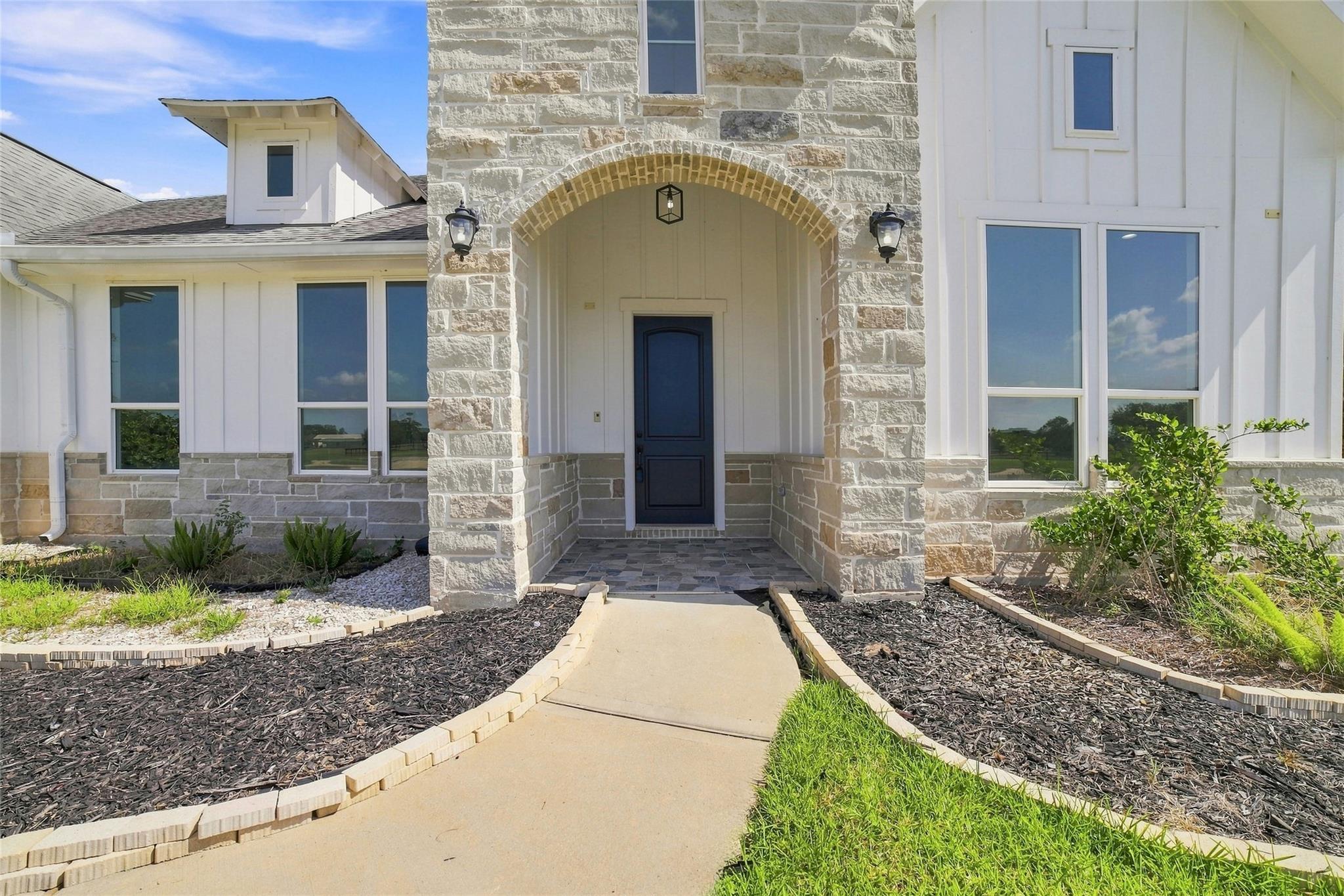 203 Cavalry Trail Dr, Rosharon, TX 77583 photo