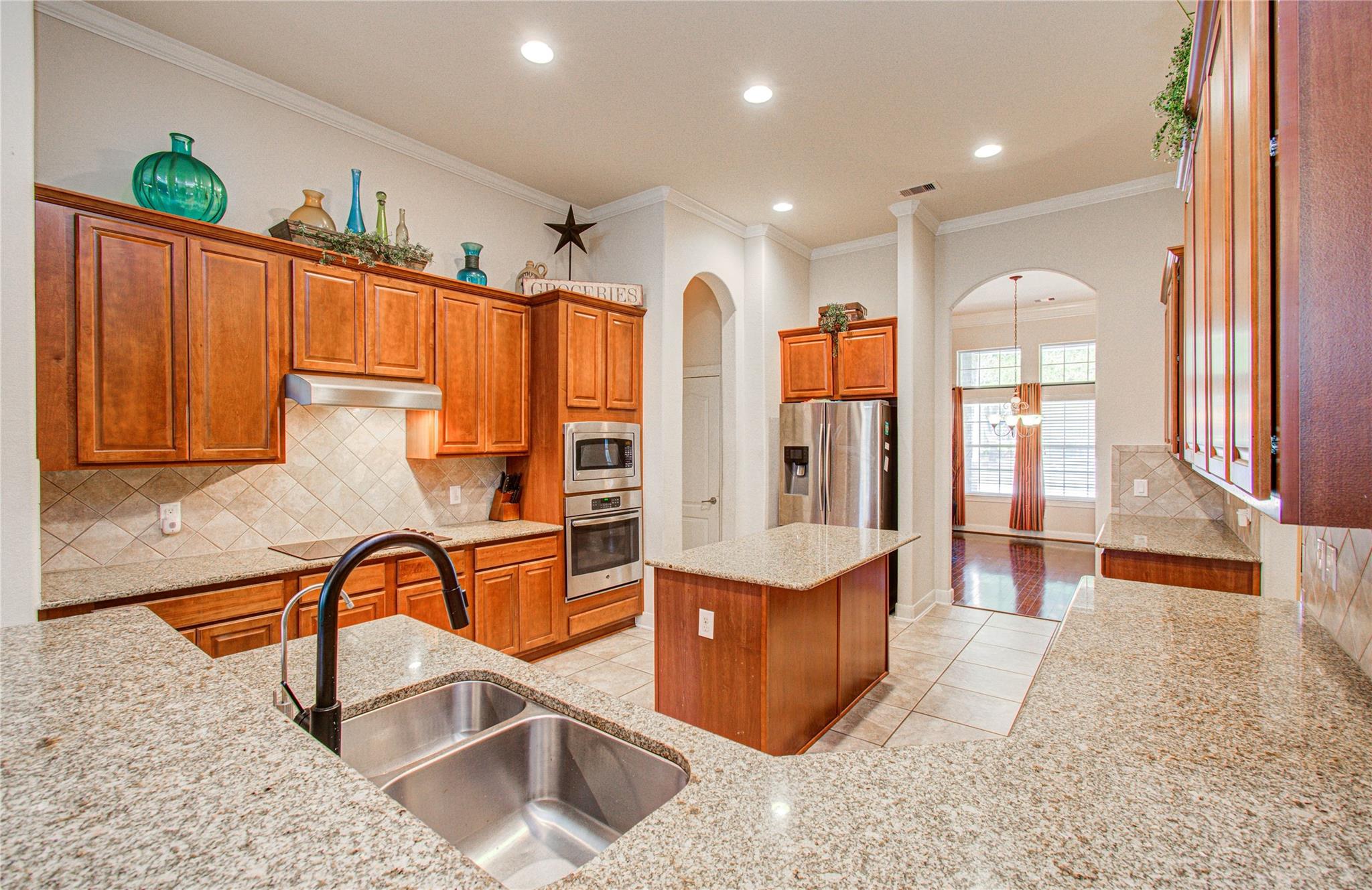 14614 Carolina Hollow Ln, Houston, TX 77044 photo