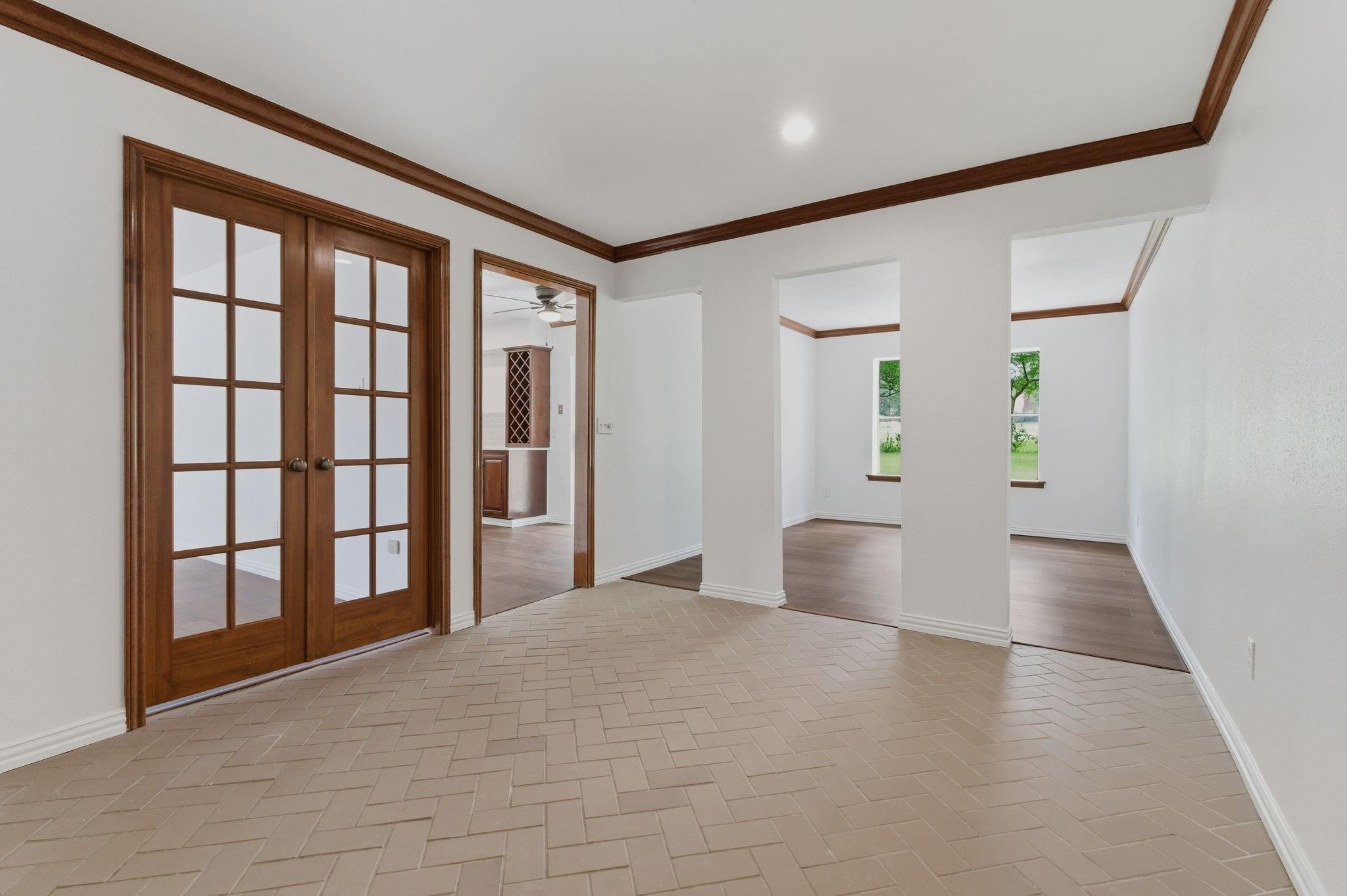 254 Spring Edge Dr, Montgomery, TX 77356 photo
