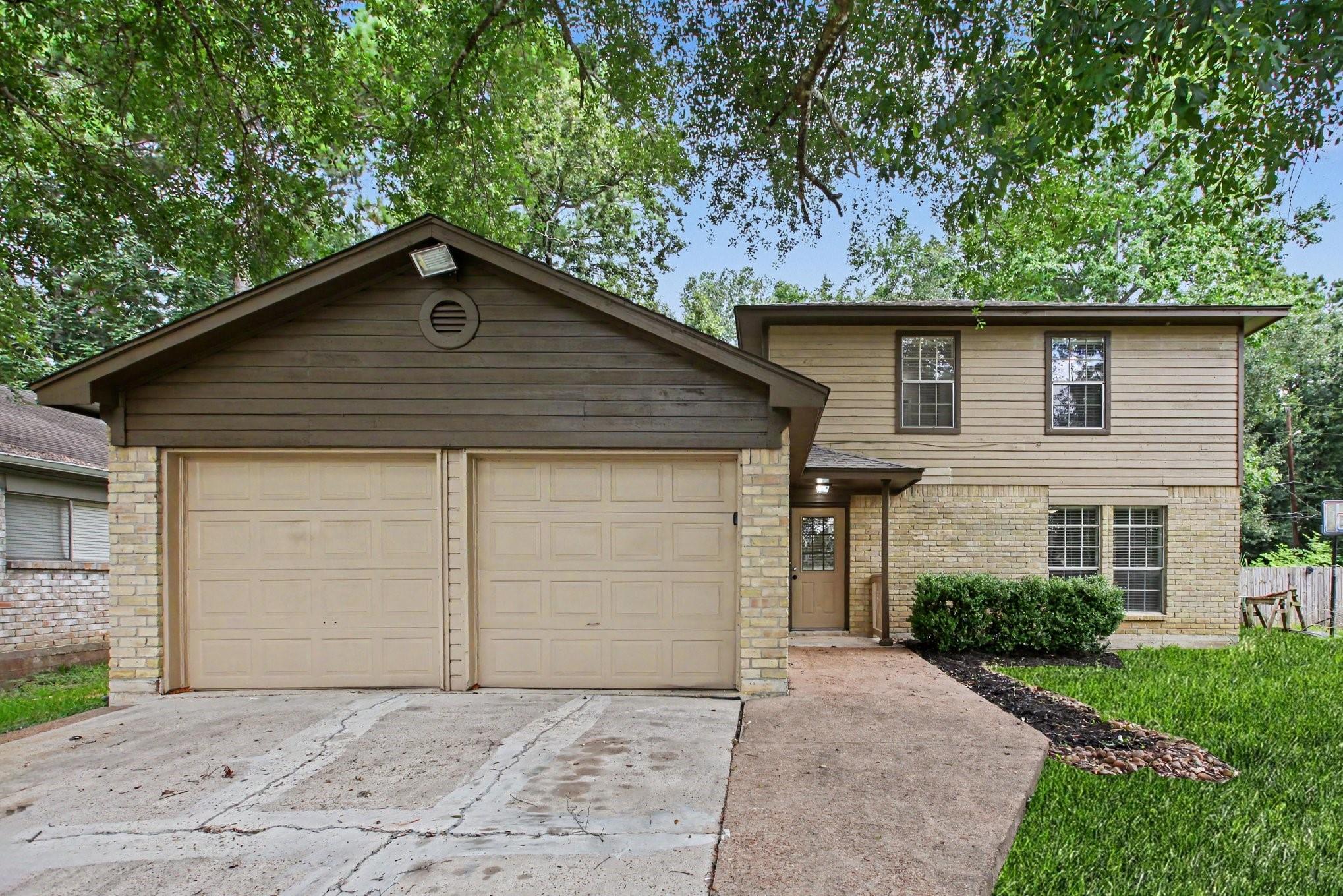 28907 Champion Oaks Dr, Magnolia, TX 77354