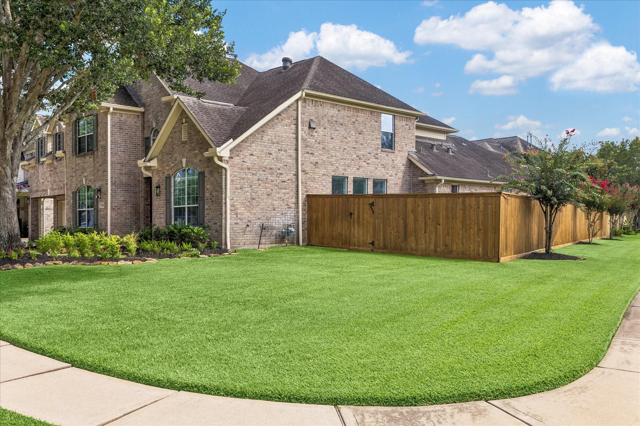7906 Emerald Haven Dr, Sugar Land, TX 77479 photo