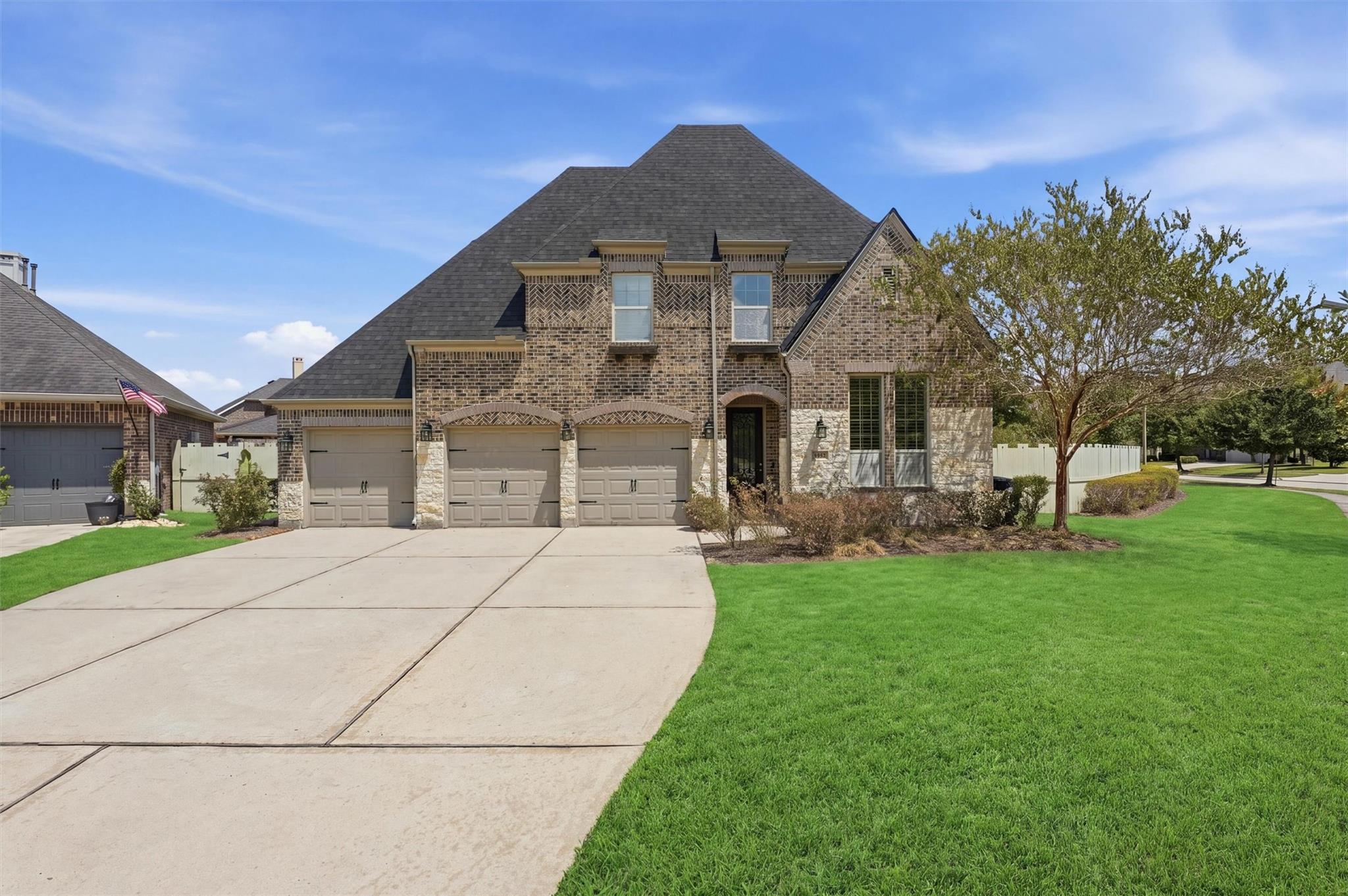 9952 Downey Emerald Dr, Conroe, TX 77385