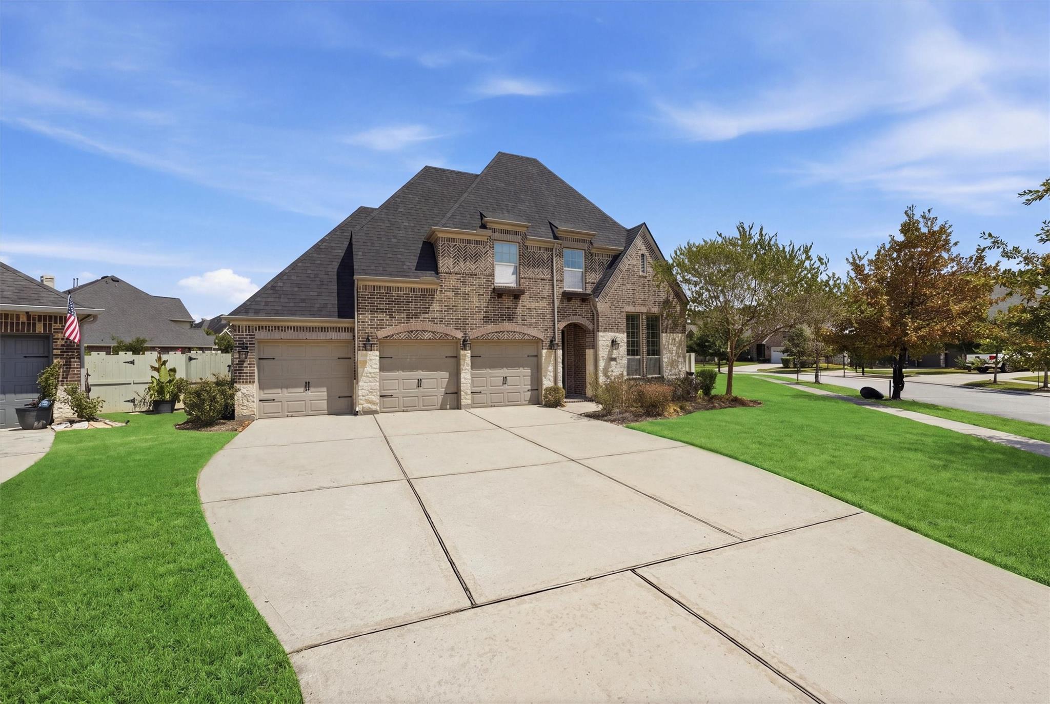 9952 Downey Emerald Dr, Conroe, TX 77385 photo