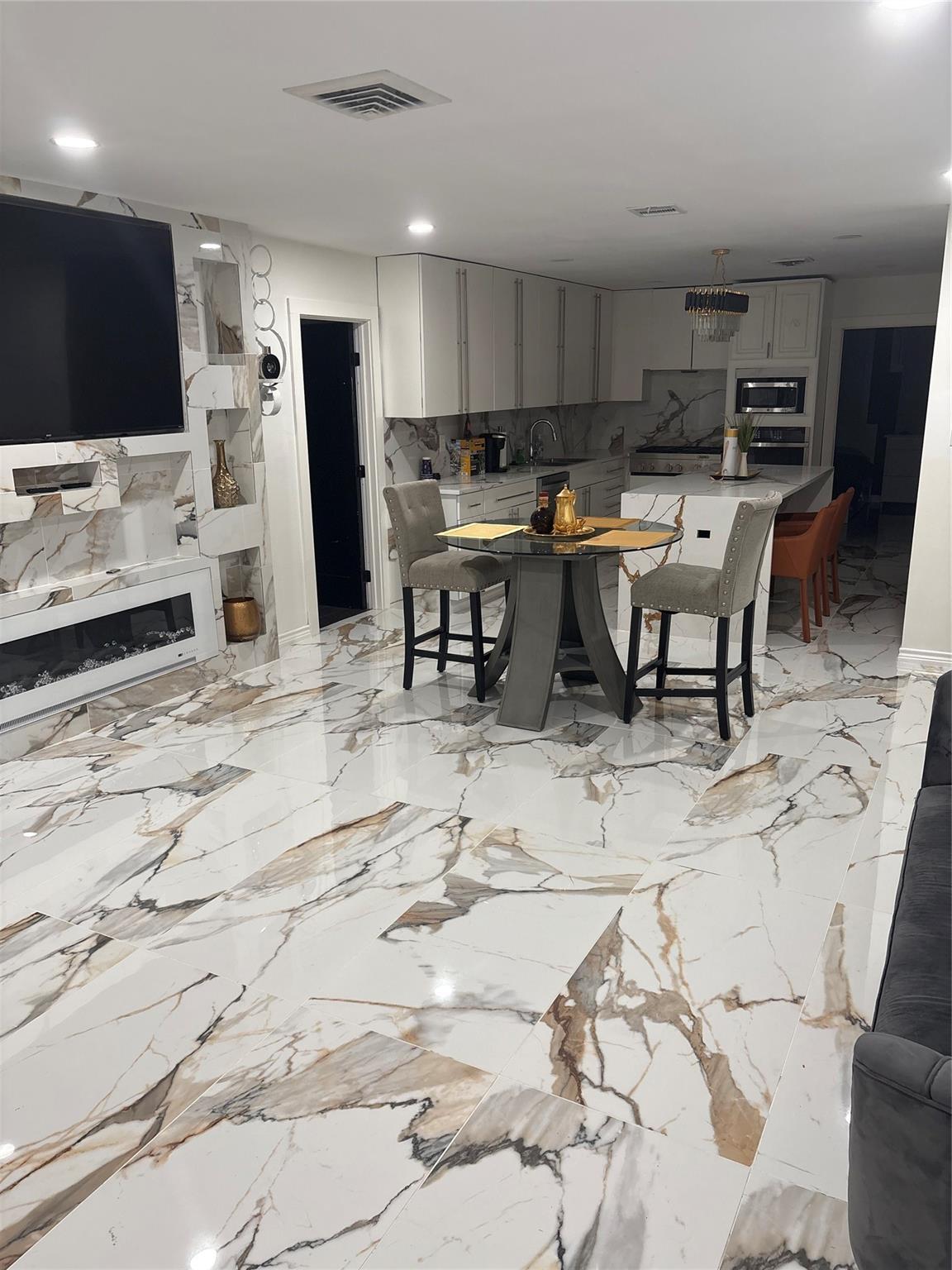 3139 Oakdale St, Houston, TX 77004 photo
