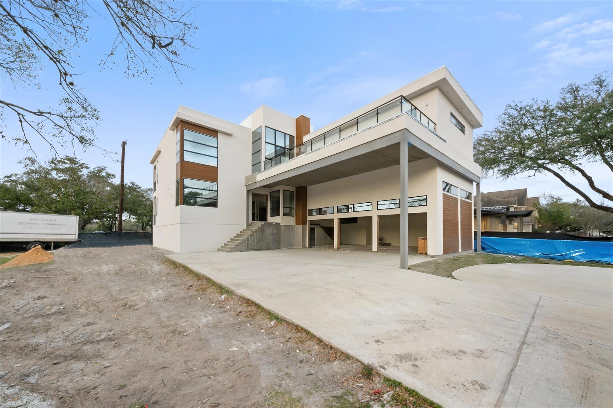 5030 Braesheather Dr, Houston, TX 77096 photo