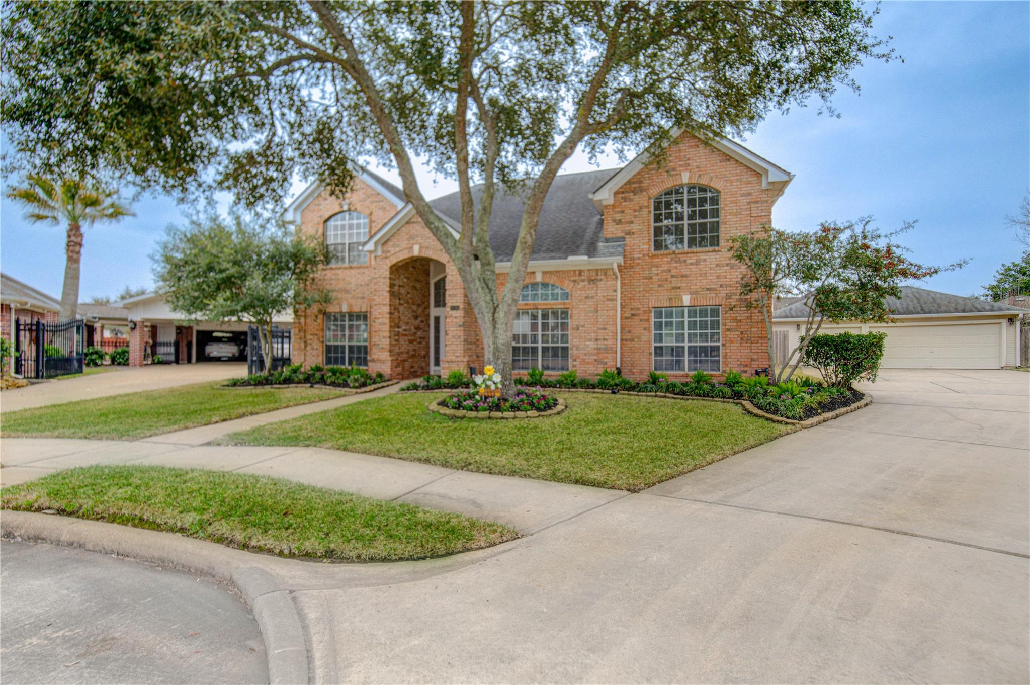 1730 Monvale Ln, Sugar Land, TX 77479 photo