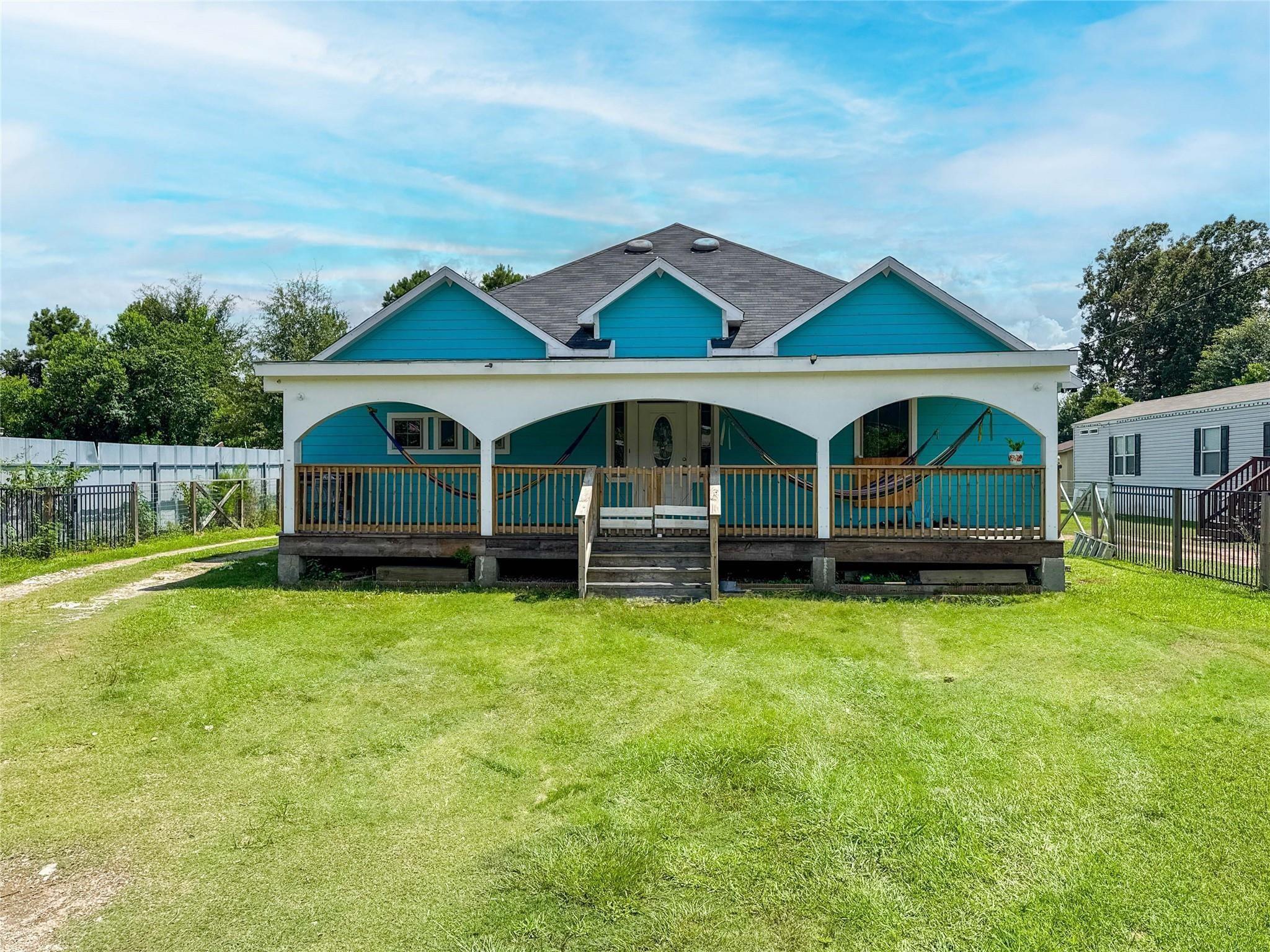 1060 County Road 5021, Cleveland, TX 77327