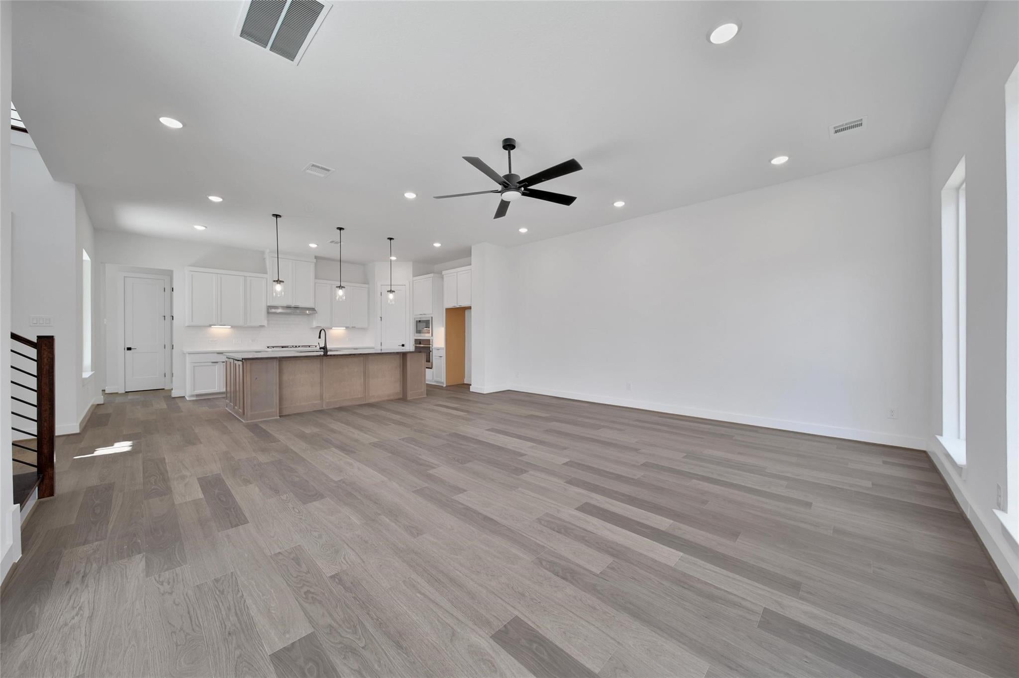 4404 Anthony Court Ln, Seabrook, TX 77586 photo