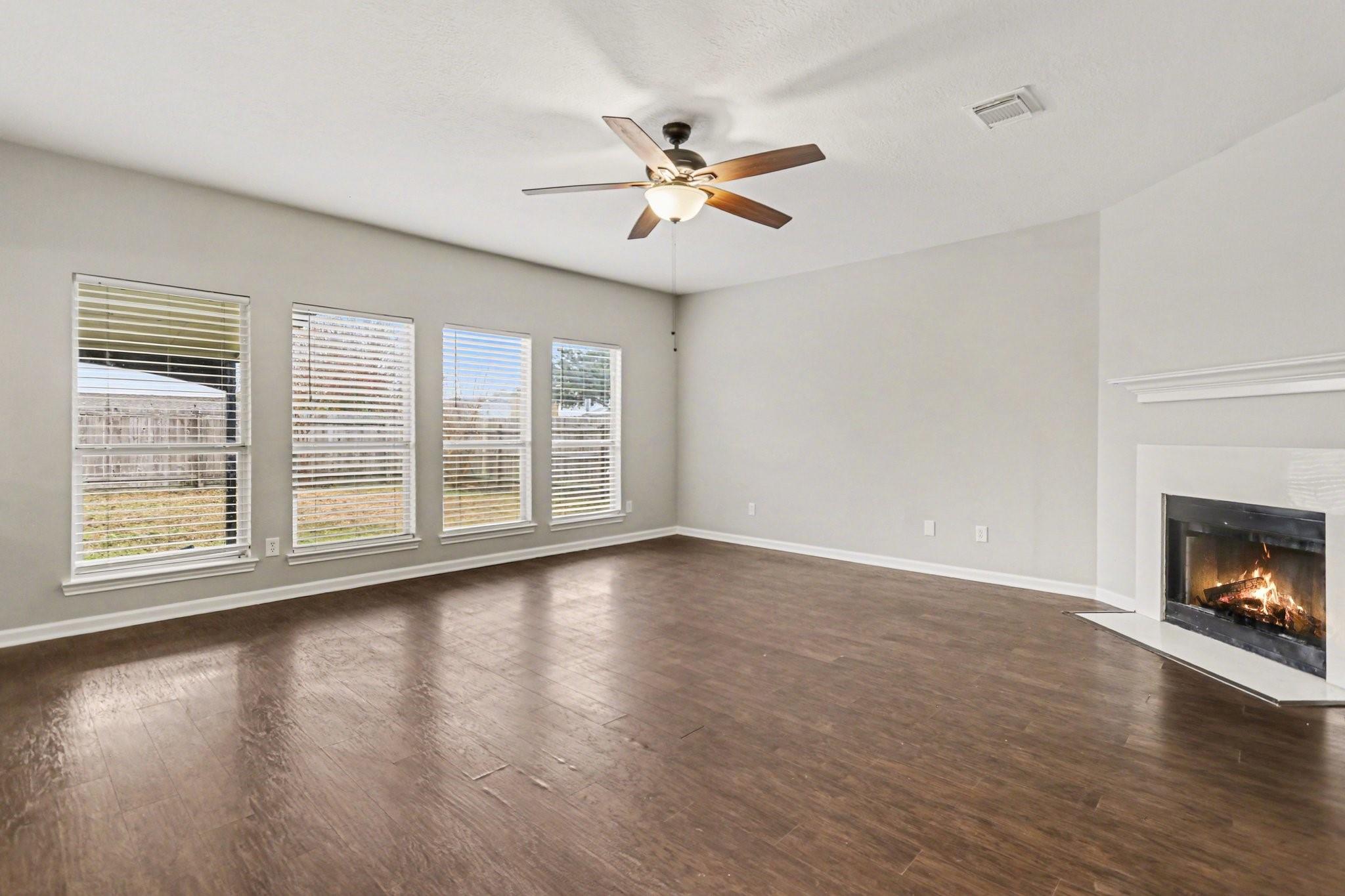 4502 Marquis Ave, Baytown, TX 77521 photo