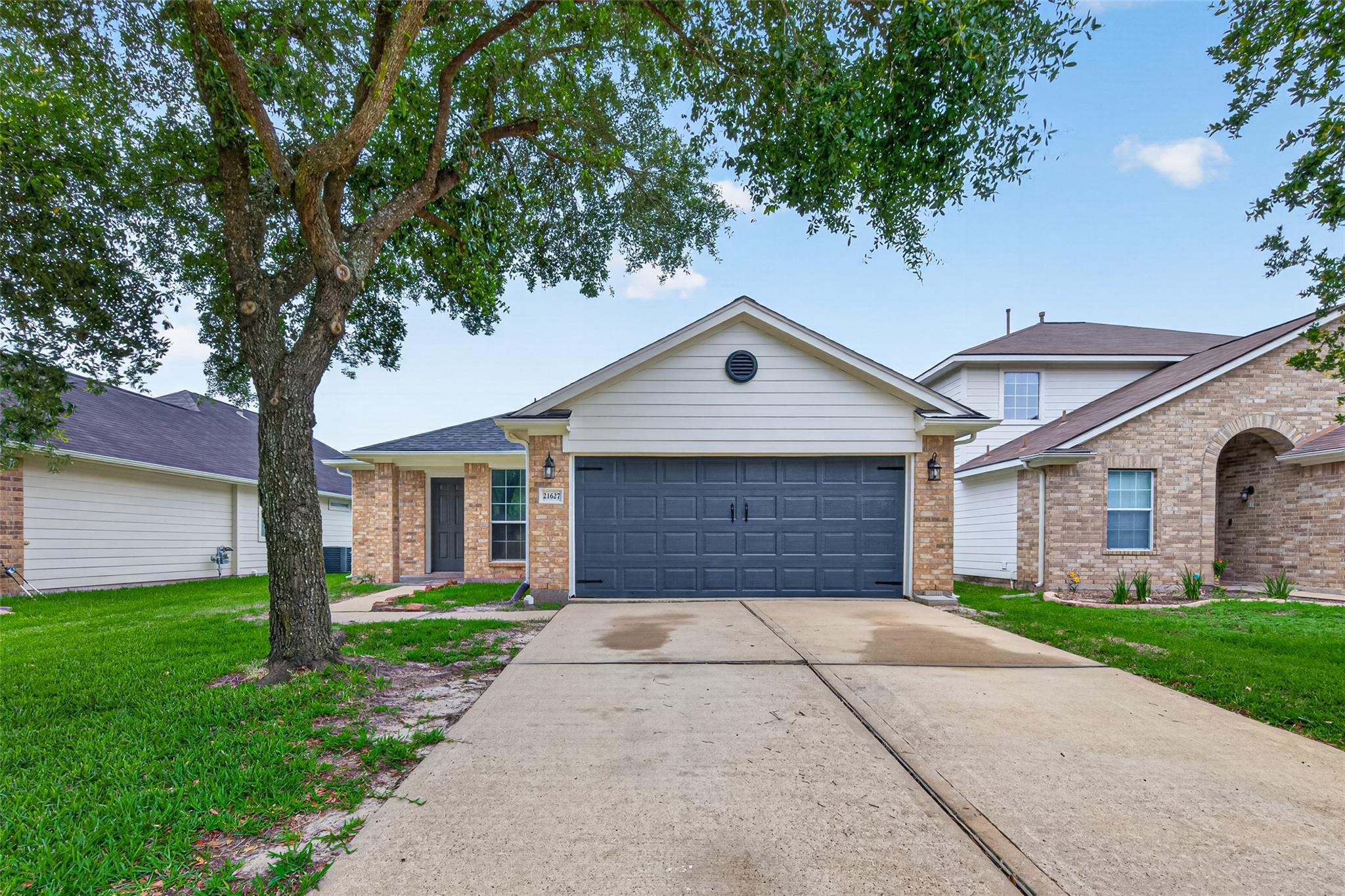 21627 Falvel Misty Dr, Spring, TX 77388