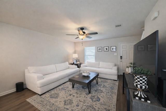 15630 De North Dr, Conroe, TX 77306 photo