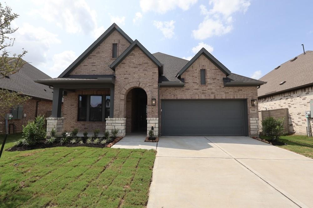 7110 Salt Dome Dr, League City, TX 77546