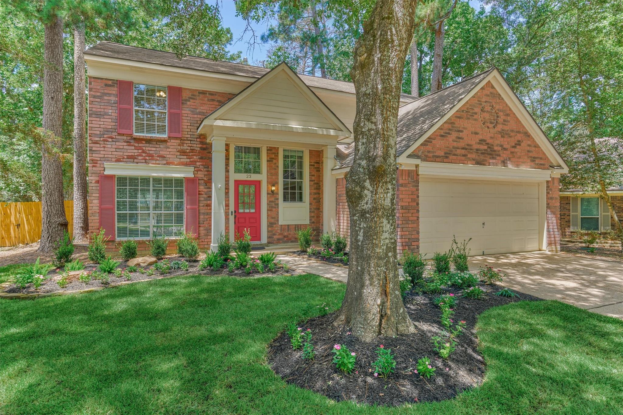 23 Ridgecross Pl, The Woodlands, TX 77381