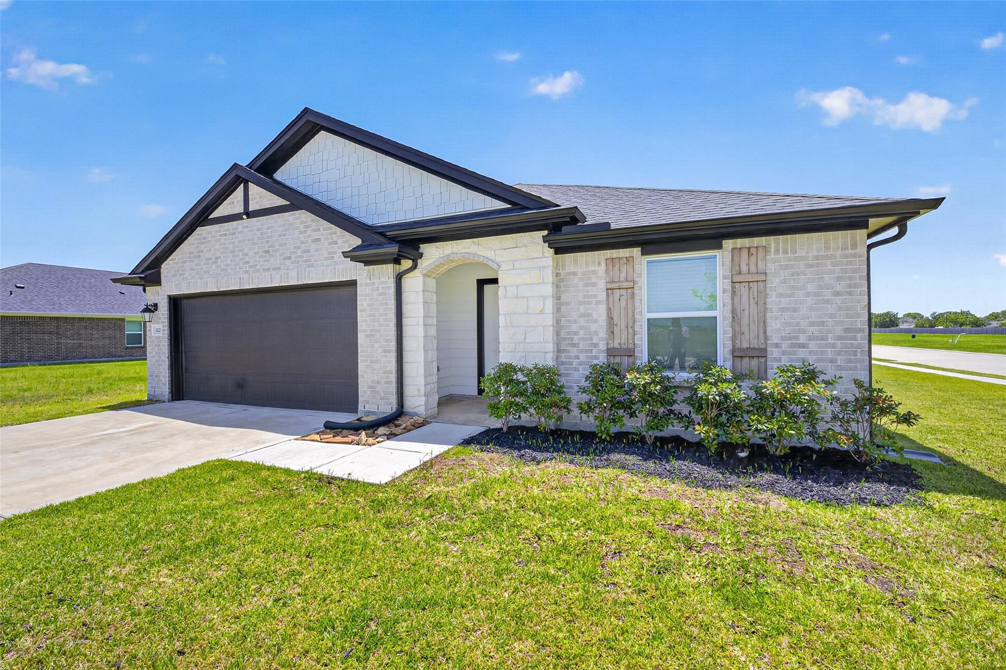 3225 Fig Tree Ln, Texas City, TX 77590 photo