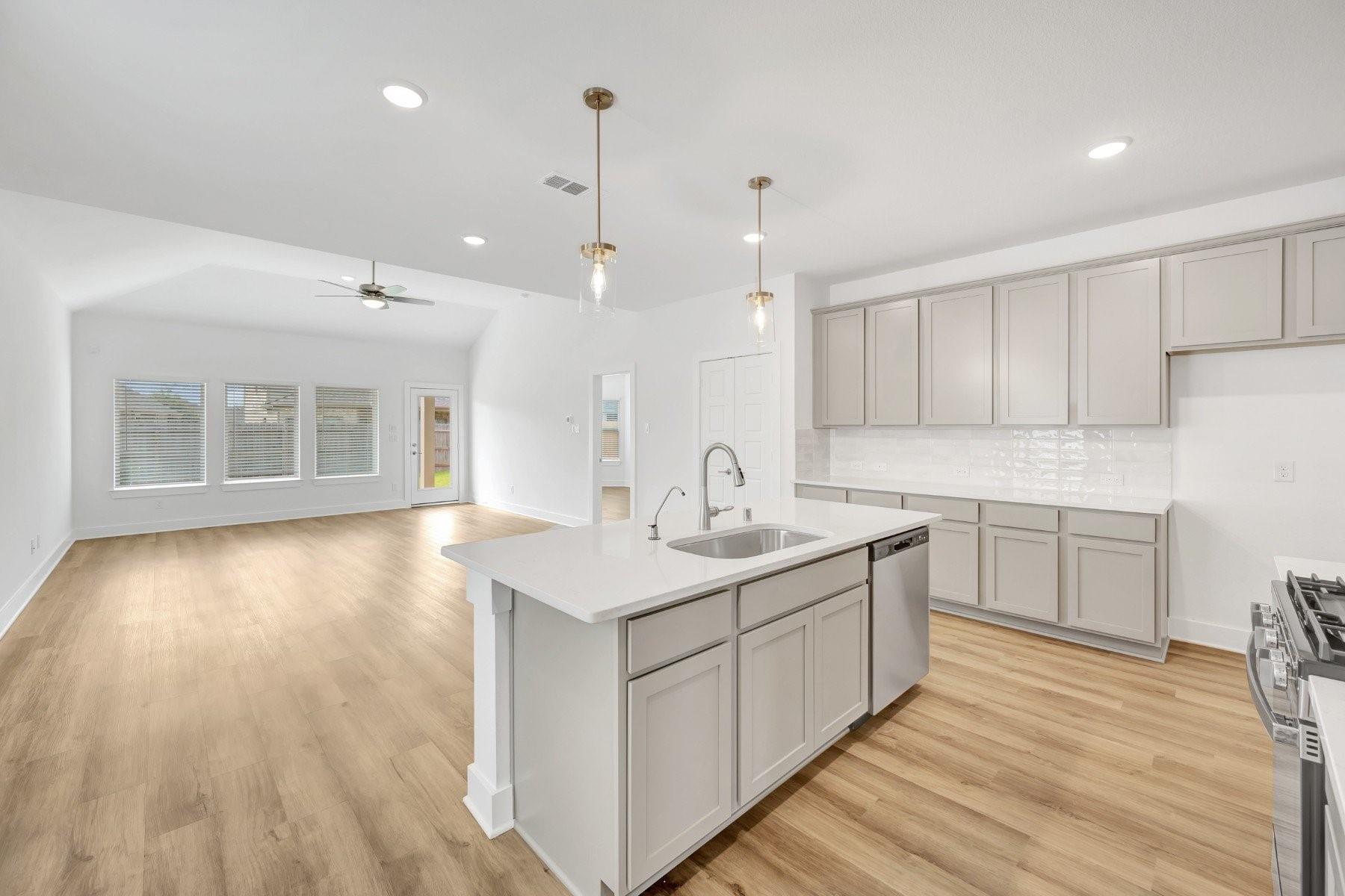 8314 Blue Shell Ln, Cypress, TX 77433 photo
