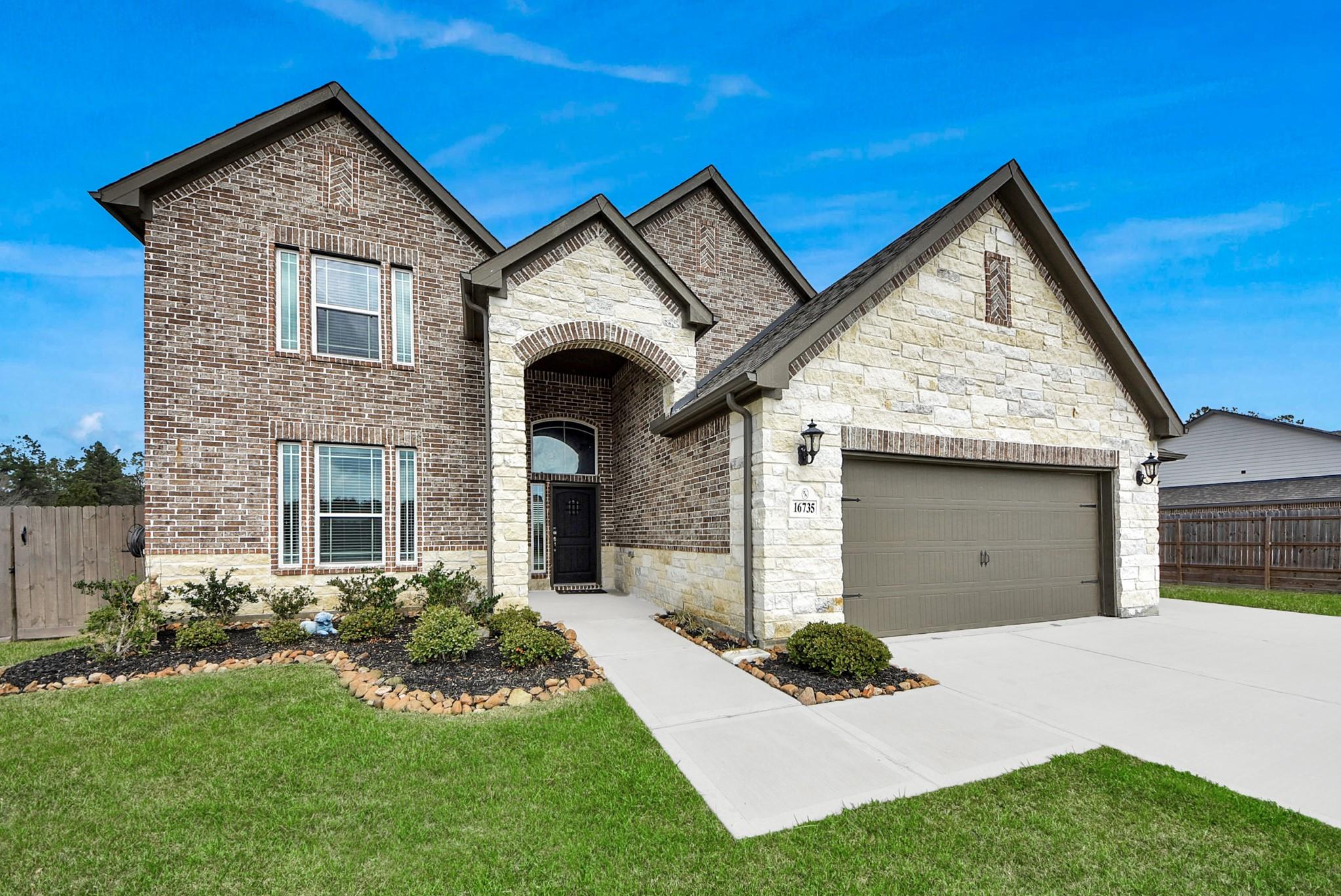 16735 Rockwall St, Conroe, TX 77303