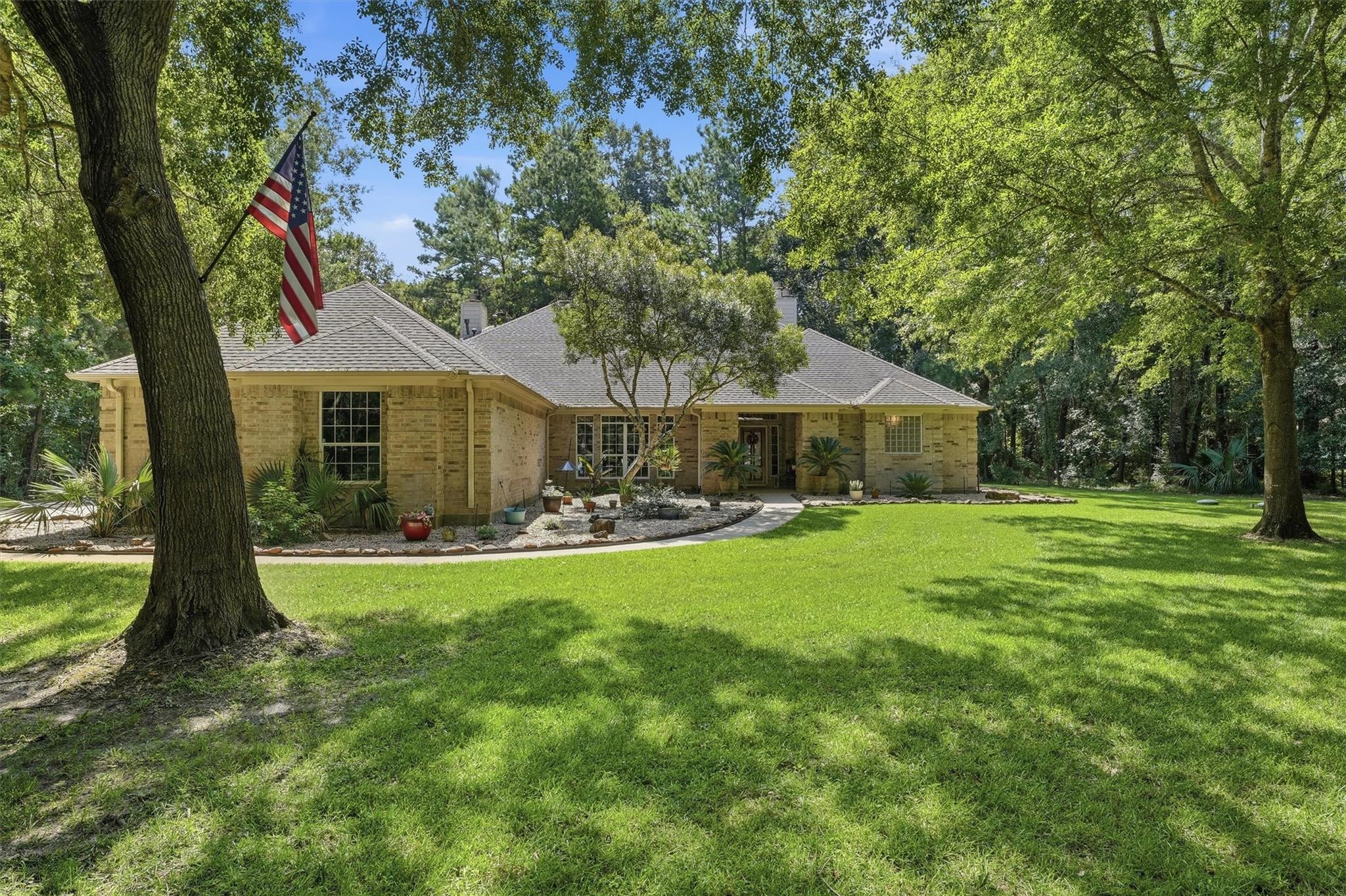 29910 Commons Superior Dr, Huffman, TX 77336