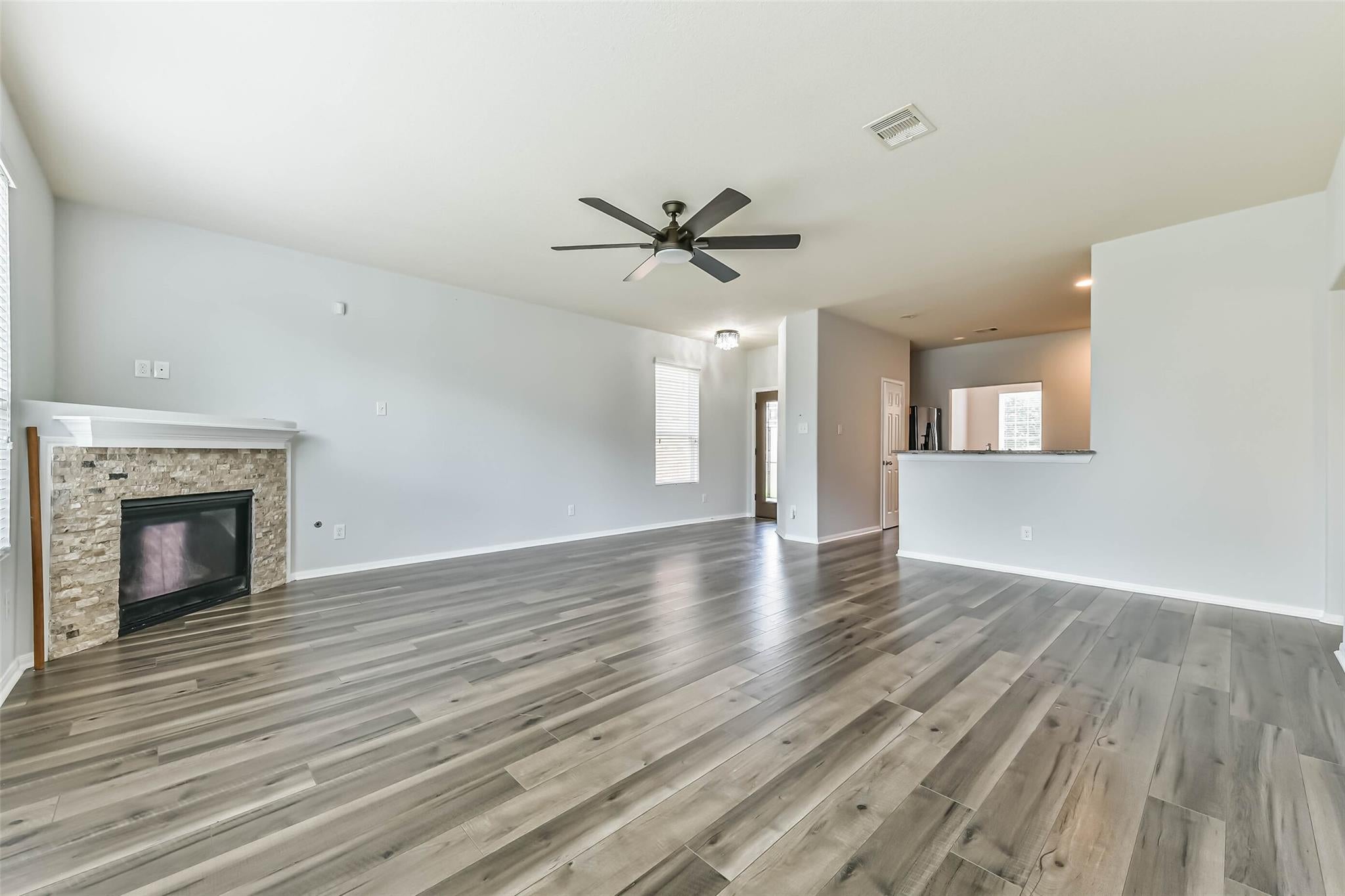 2626 Fresh Dawn Dr, Fresno, TX 77545 photo
