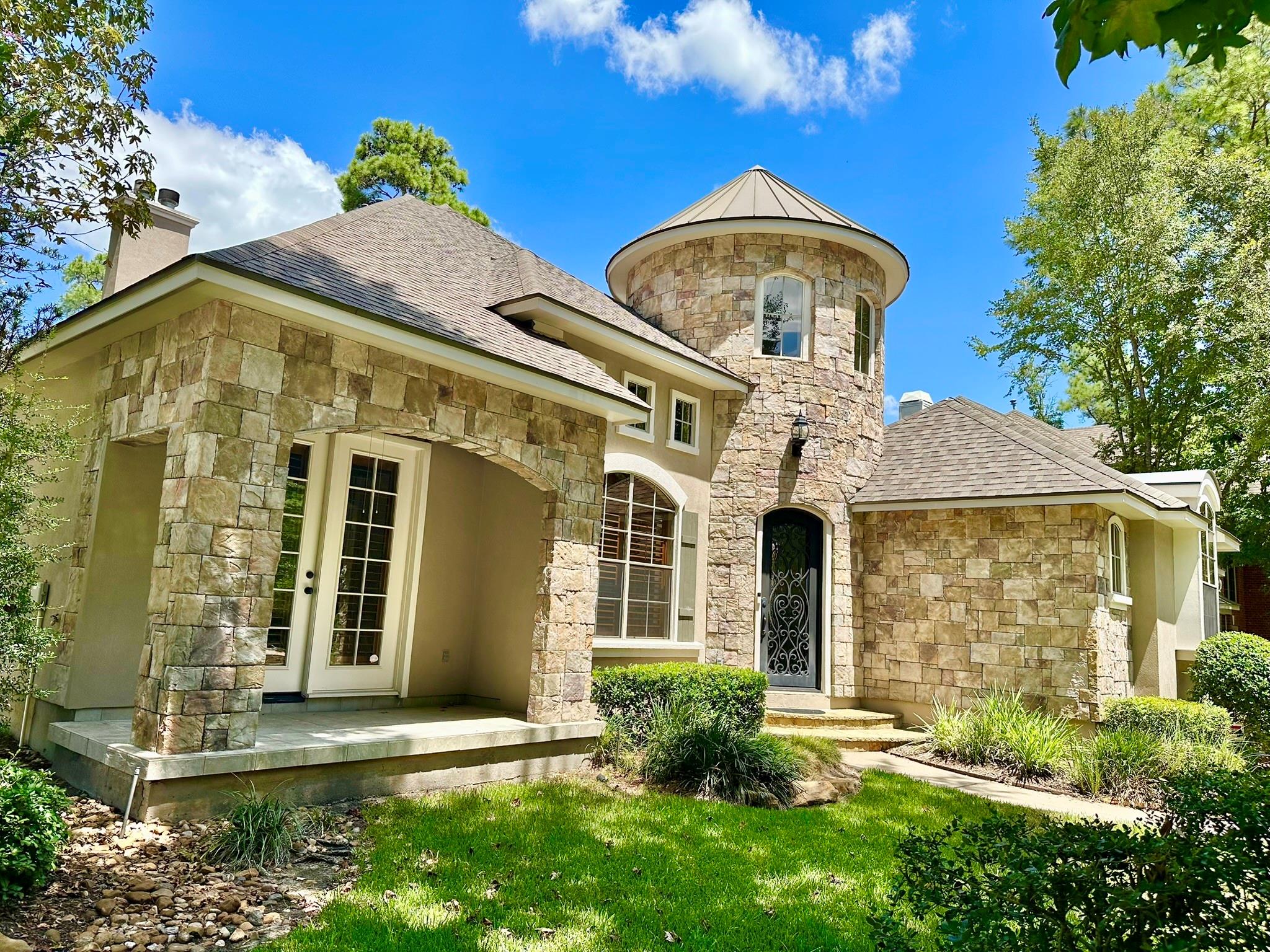 107 E Mirror Ridge Cir, The Woodlands, TX 77382 photo
