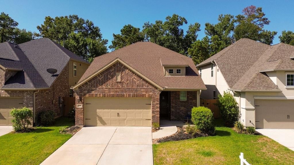 27479 Vivace Dr, Spring, TX 77386