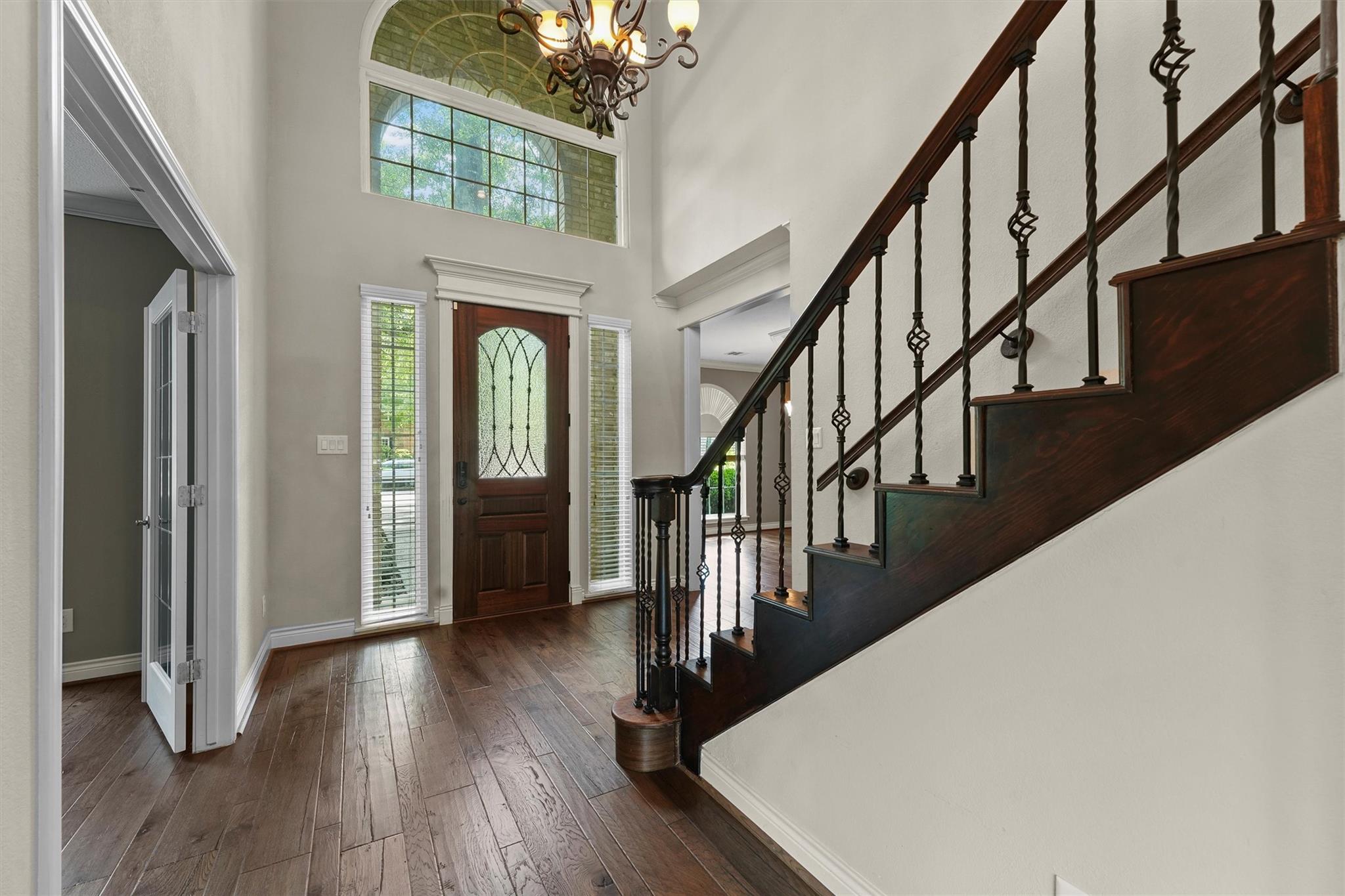 2023 Forest Garden Dr, Kingwood, TX 77345 photo