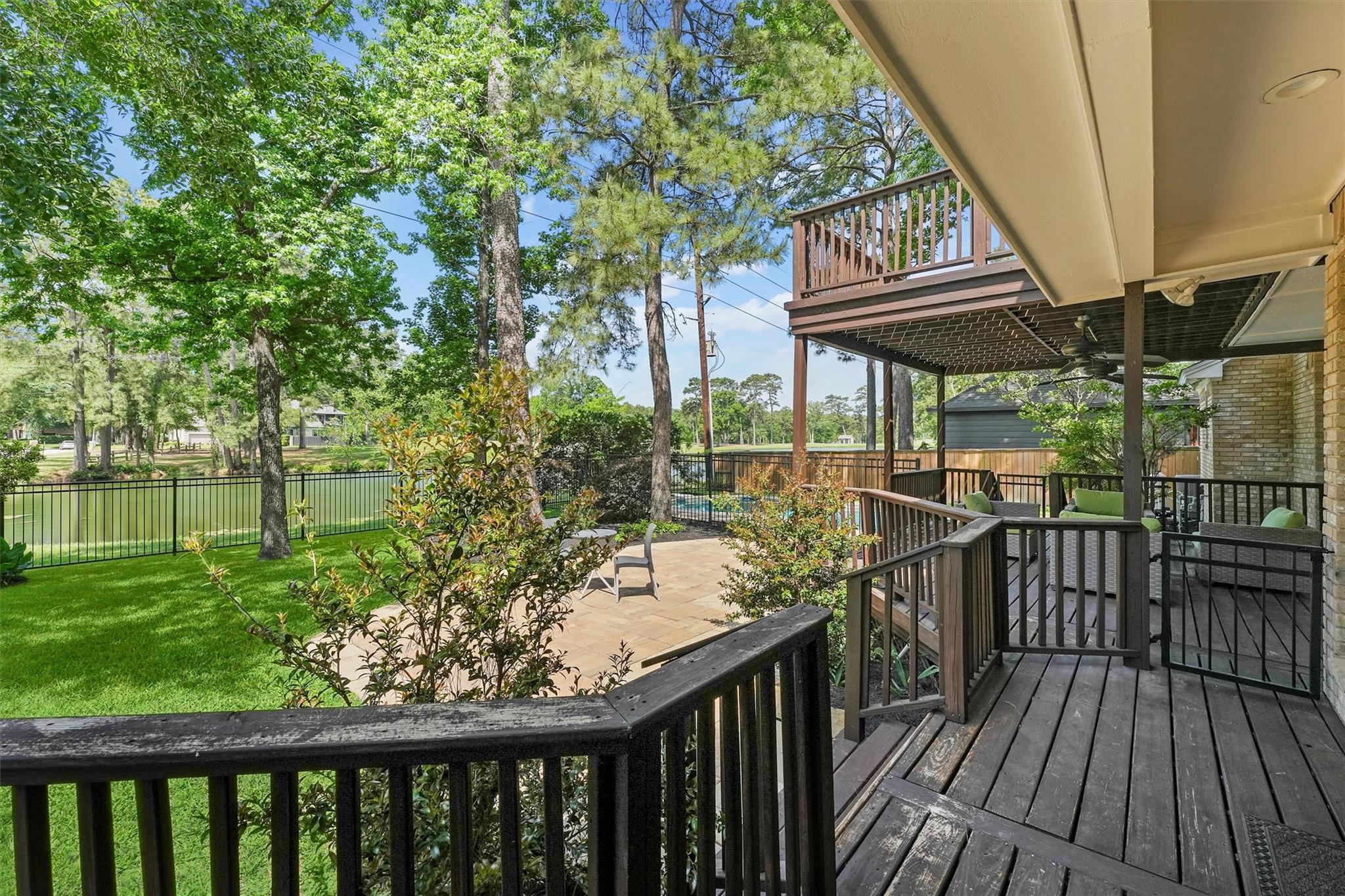 2023 Forest Garden Dr, Kingwood, TX 77345