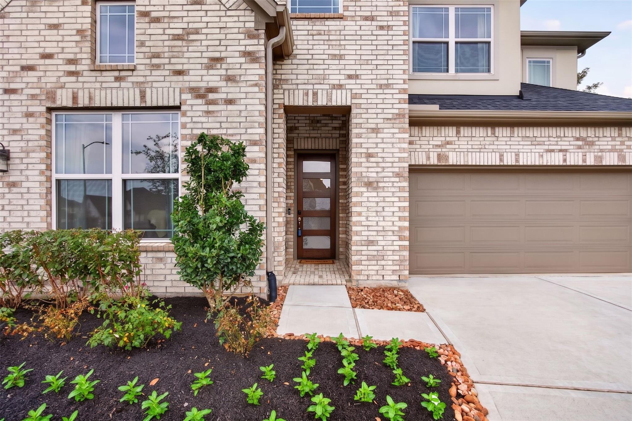 9123 Ray Decent Ln, Tomball, TX 77375 photo