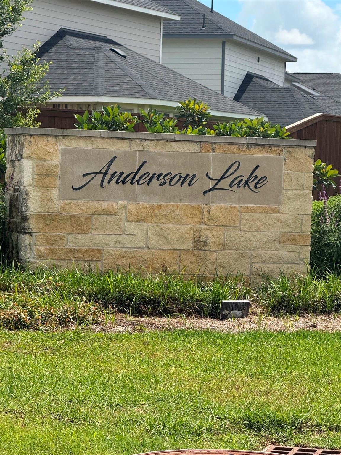 4219 Wind Swell Ln, Houston, TX 77053 photo
