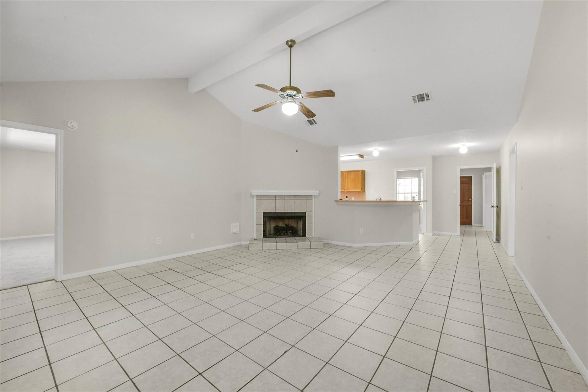 15707 Fincher Dr, Friendswood, TX 77546 photo